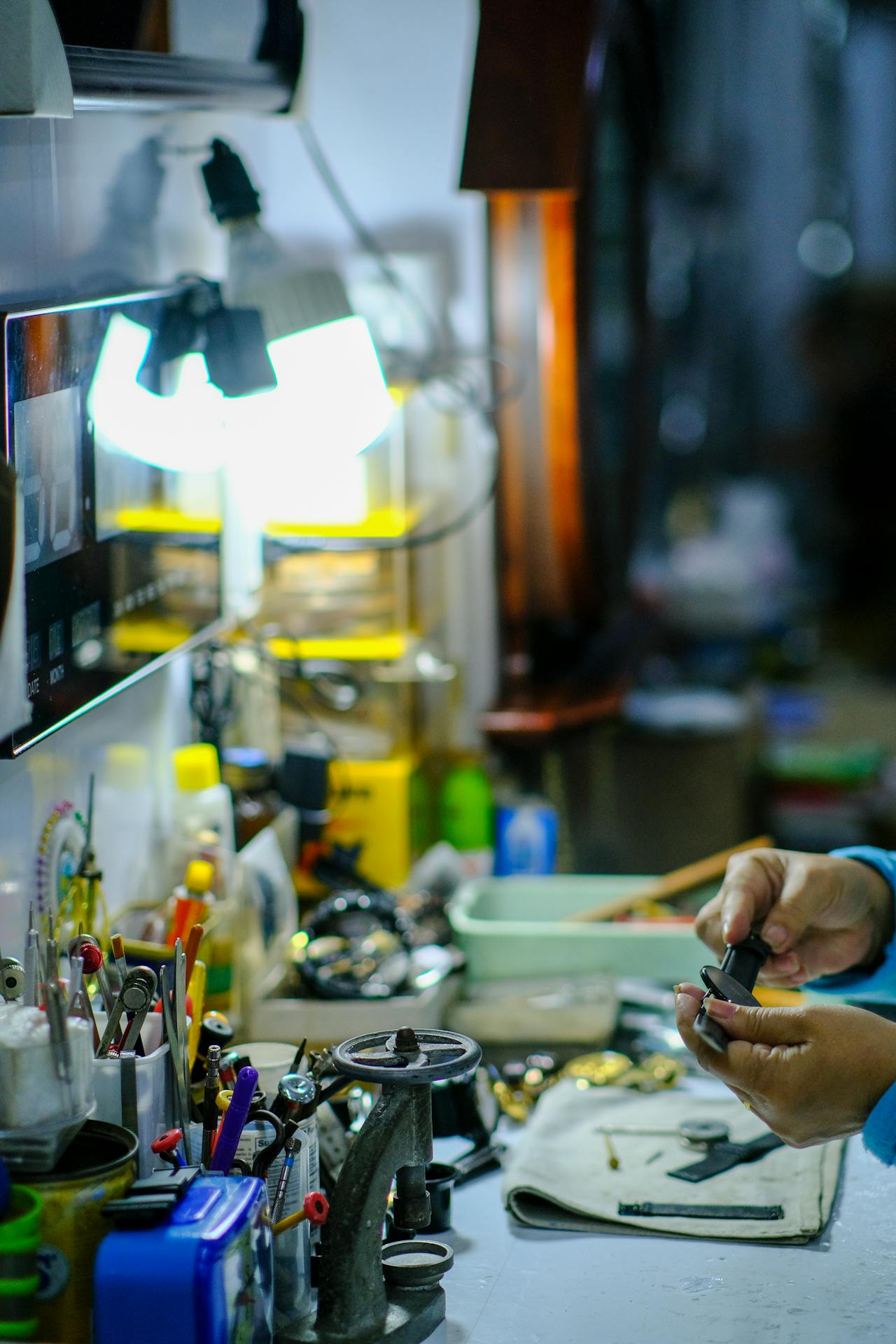 Thẻ từ khách sạn hoạt động như thế nào?