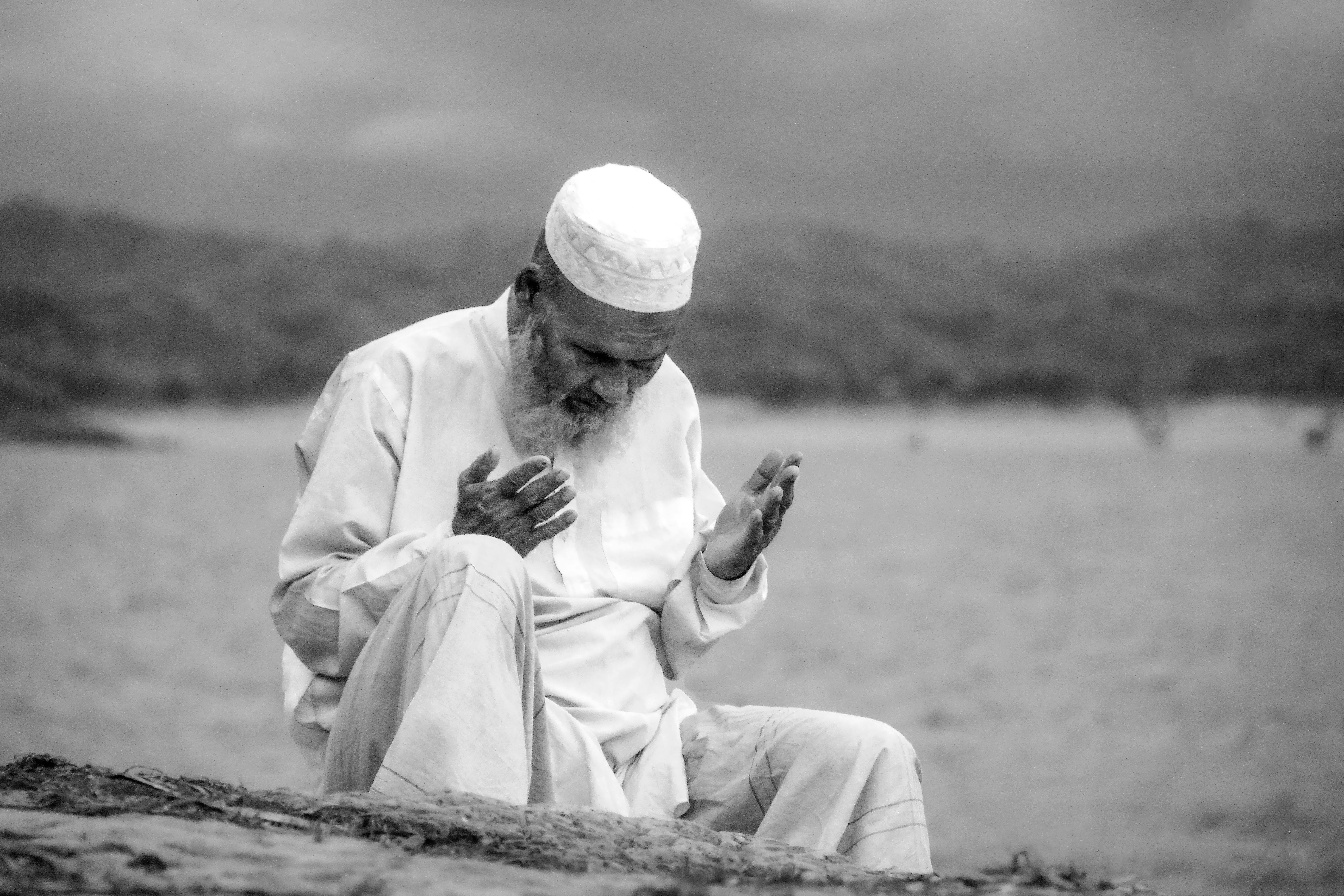 政治：鄭麗文當選黨主席 媒體人警告恐加劇社會撕裂