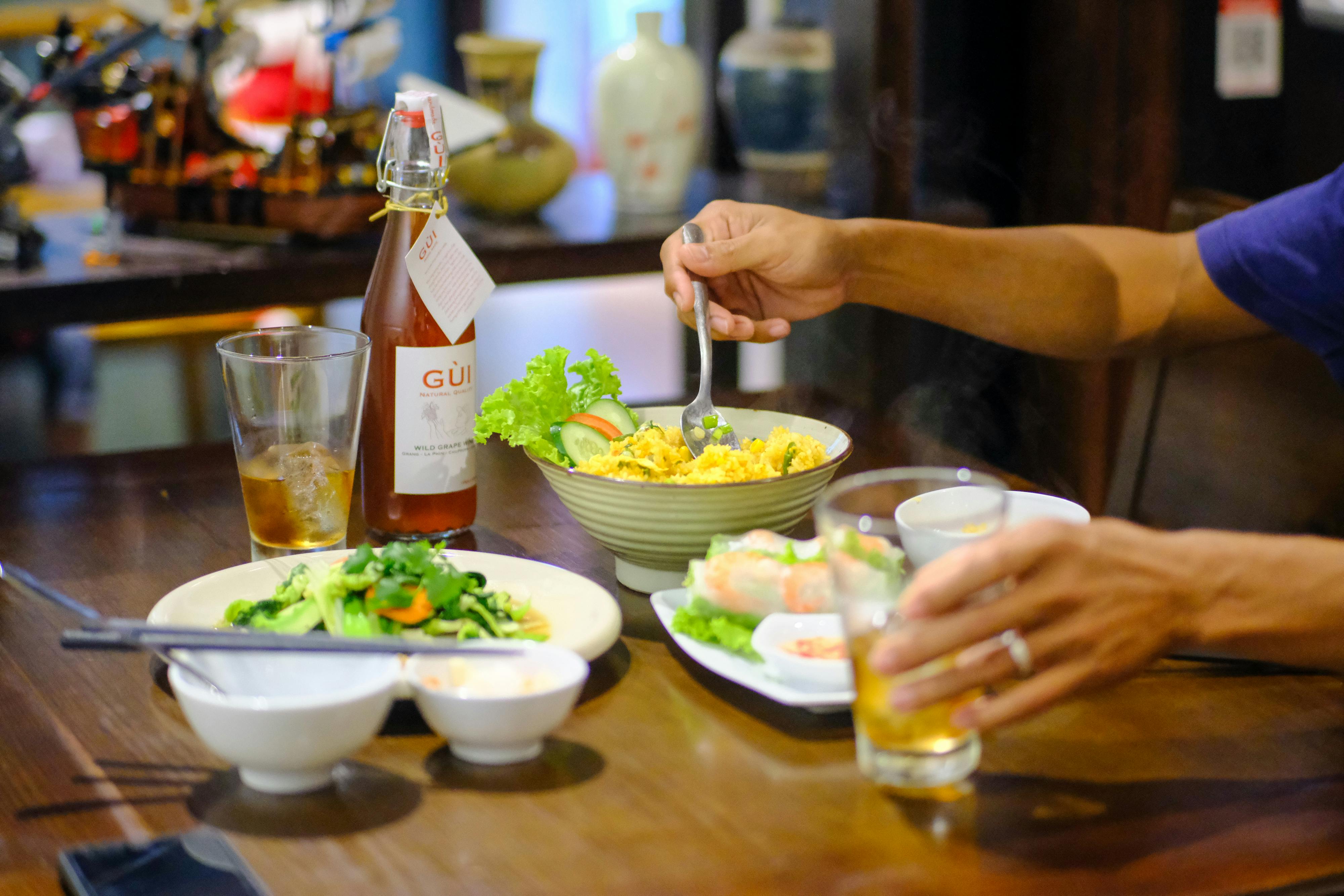 Giao tiếp giỏi tránh biệt ngữ khoa trương Giao tiếp giỏi tránh biệt ngữ khoa trương 327 – khoa hoc, ky nang, ky nang chuyen mon, tam ly hoc, nhan thuc ban than, cai thien ban than, giao tiep, giao tiep khoa truong, ngon ngu khoa truong, cai thien ky nang giao tiep, cai thien ky nang viet lach.