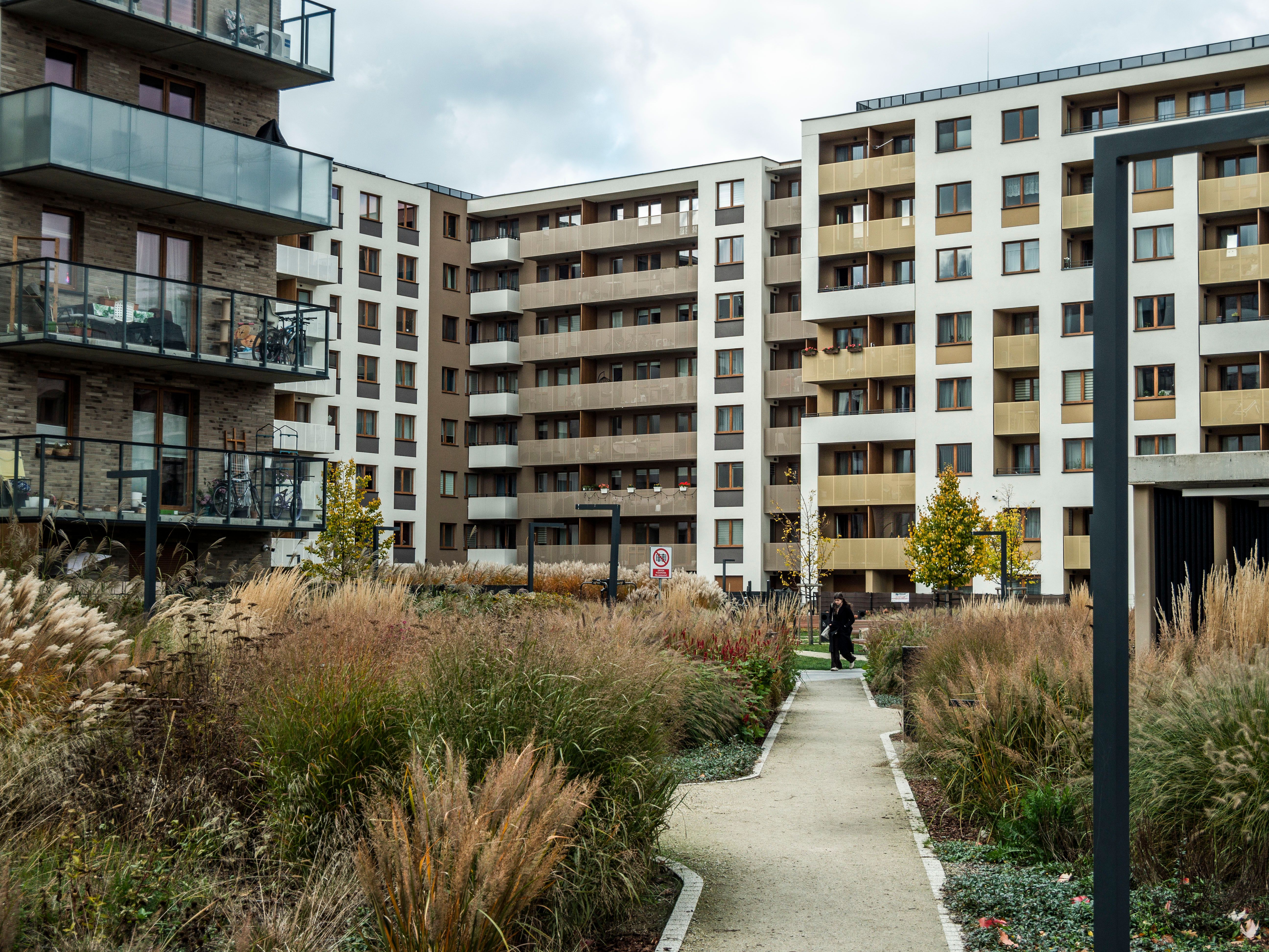 View of Modern Urban Apartment Complex in Autumn · Free Stock Photo