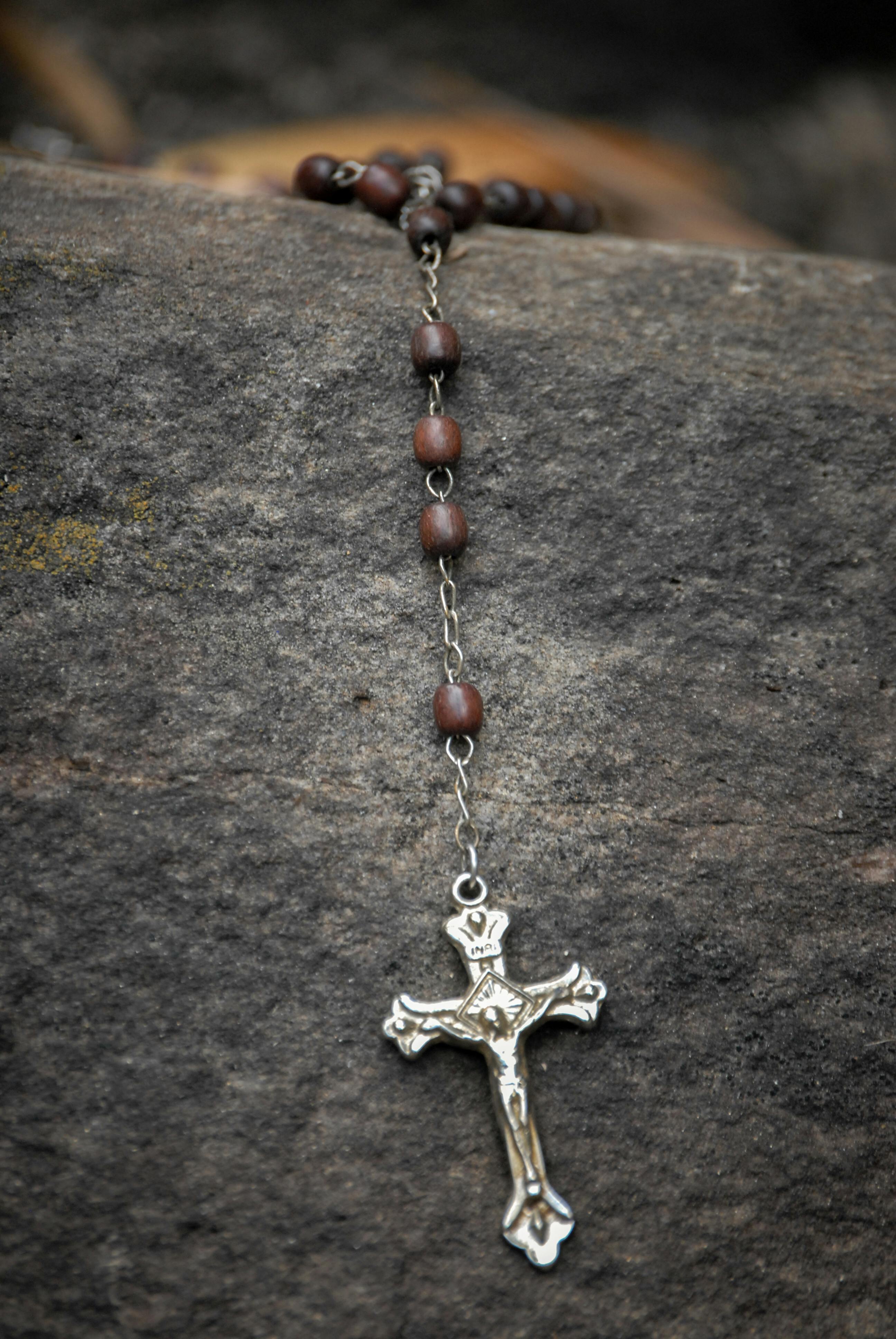 Tualetdagi yashirin kameralar, orqa korinish