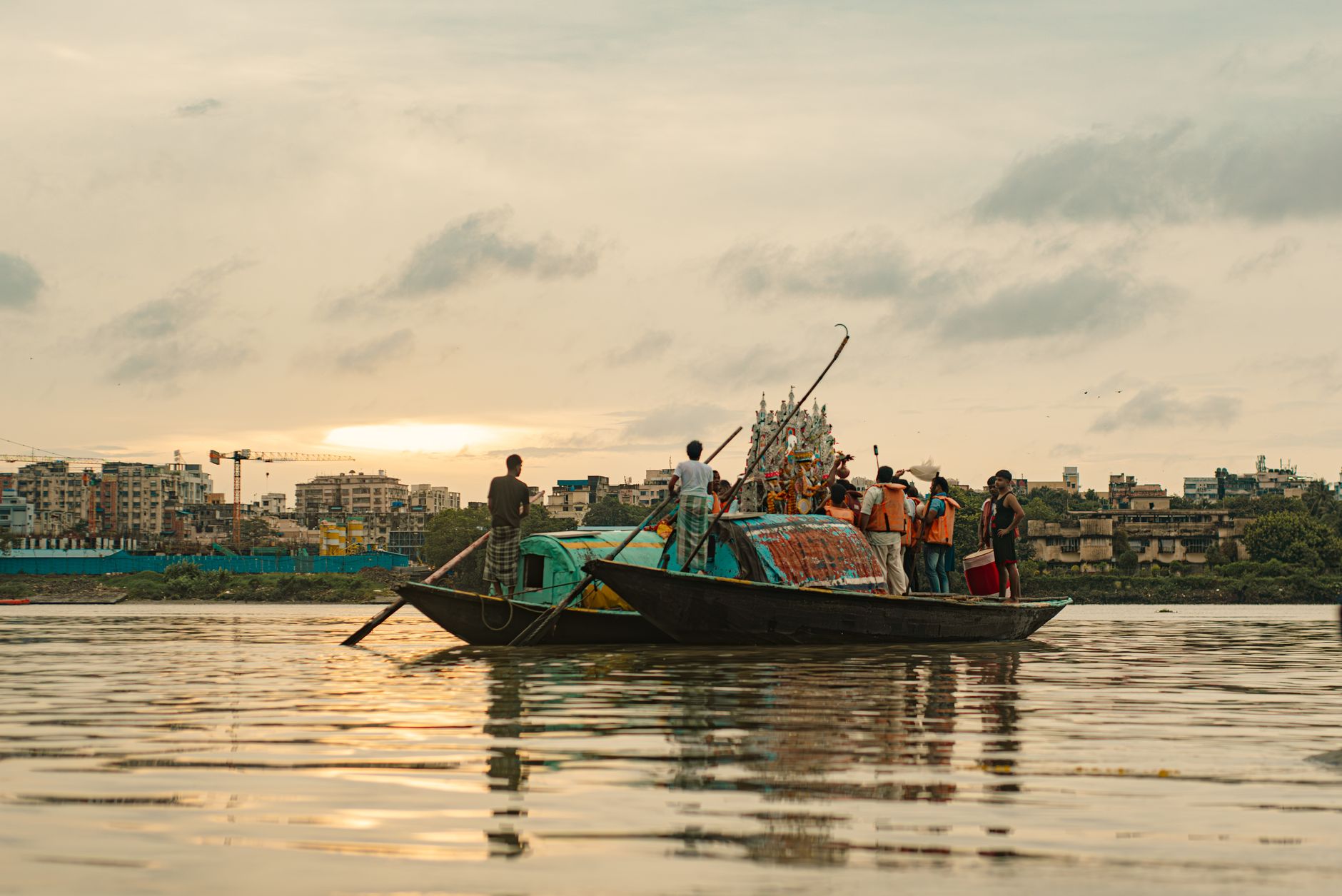 বাংলাদেশে শান্তি ও সামাজিক সম্প্রীতির প্রতীকী ছবি