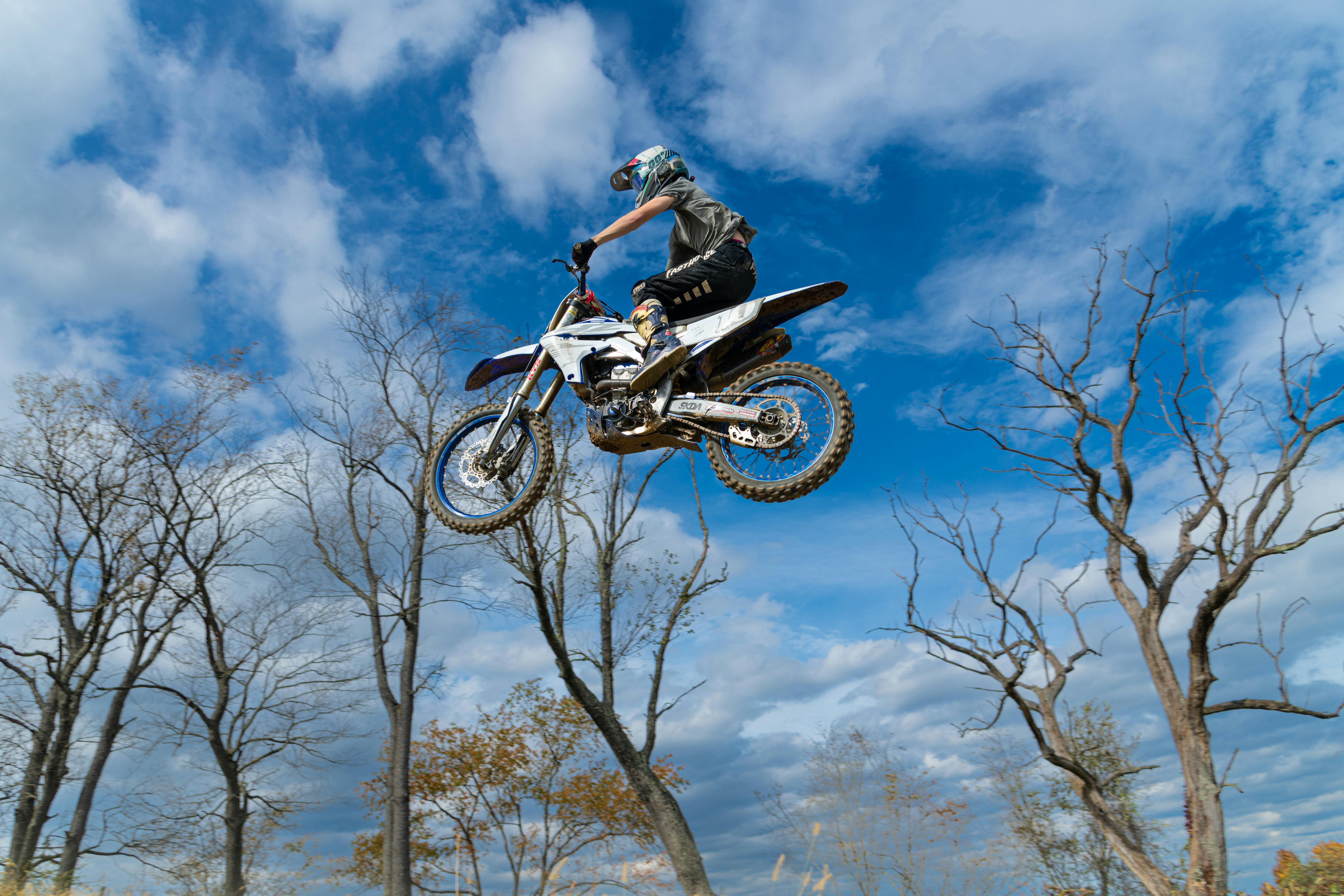 台海地緣政治風險攀升 外資能源投資評估撤出台灣