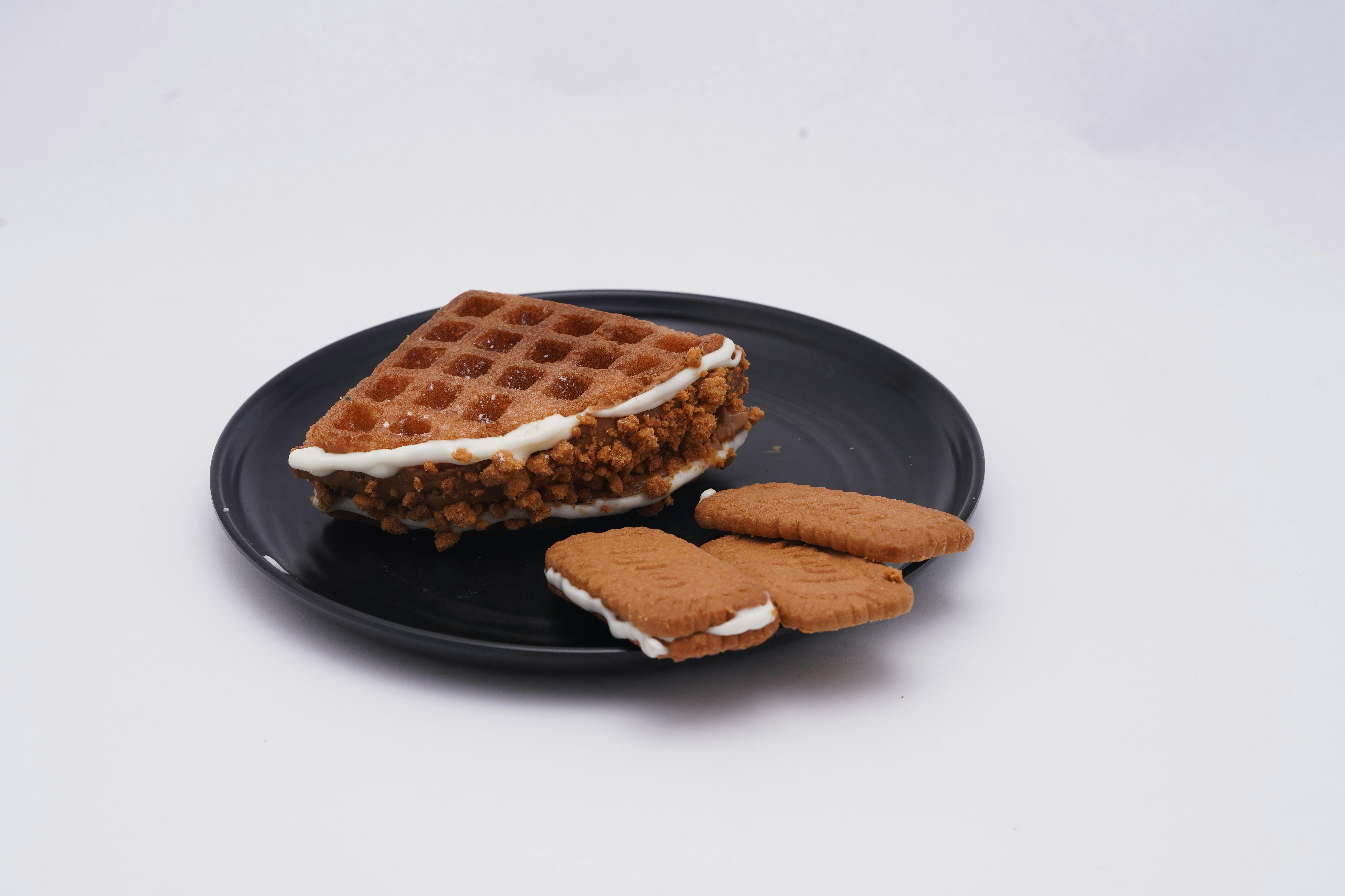 中國秘密打造晶圓國家隊，科技突圍挑戰台灣半導體霸主地位