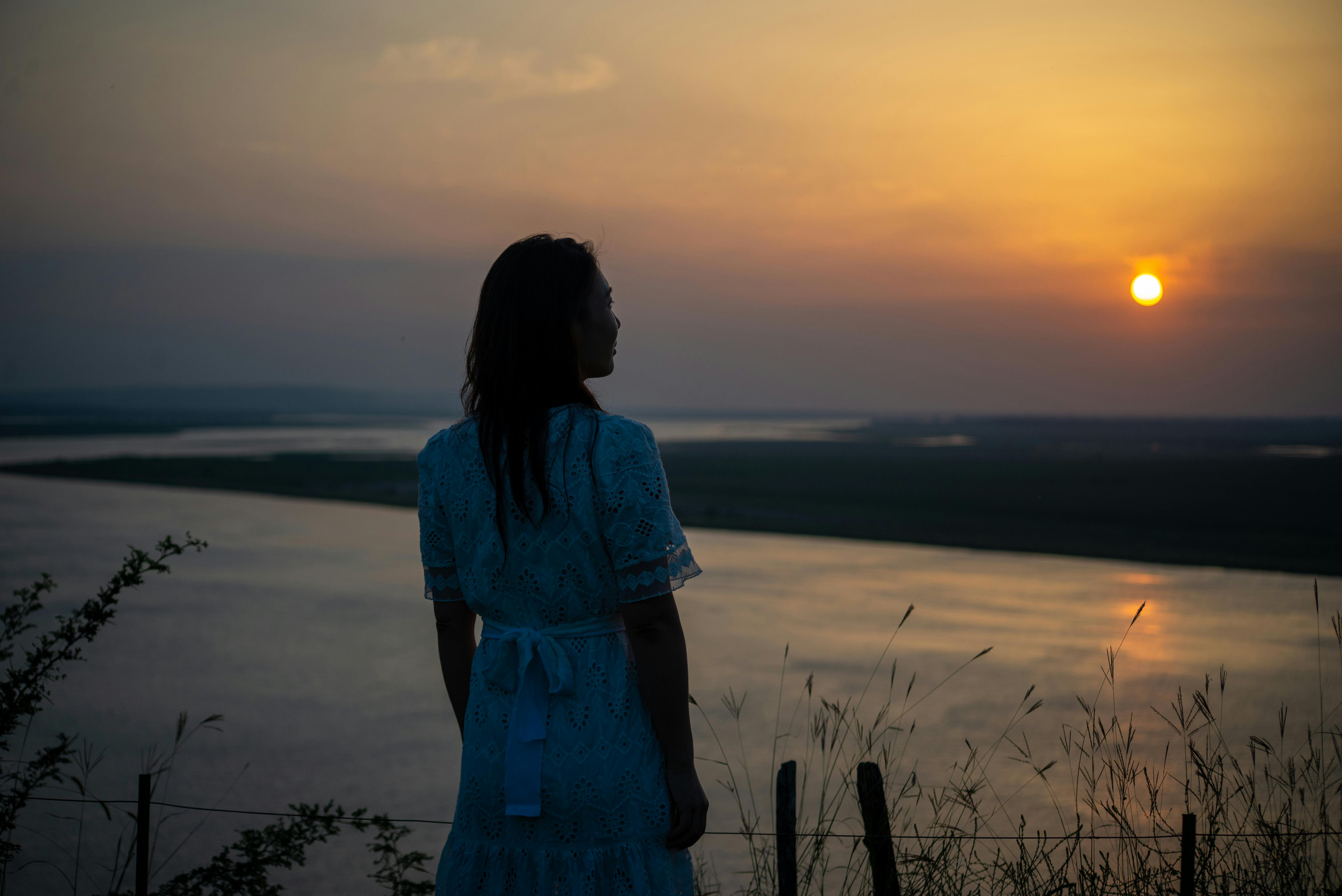 政治：蔣萬安以鮮奶跨越濁水溪，彰顯南北民生政策共鳴