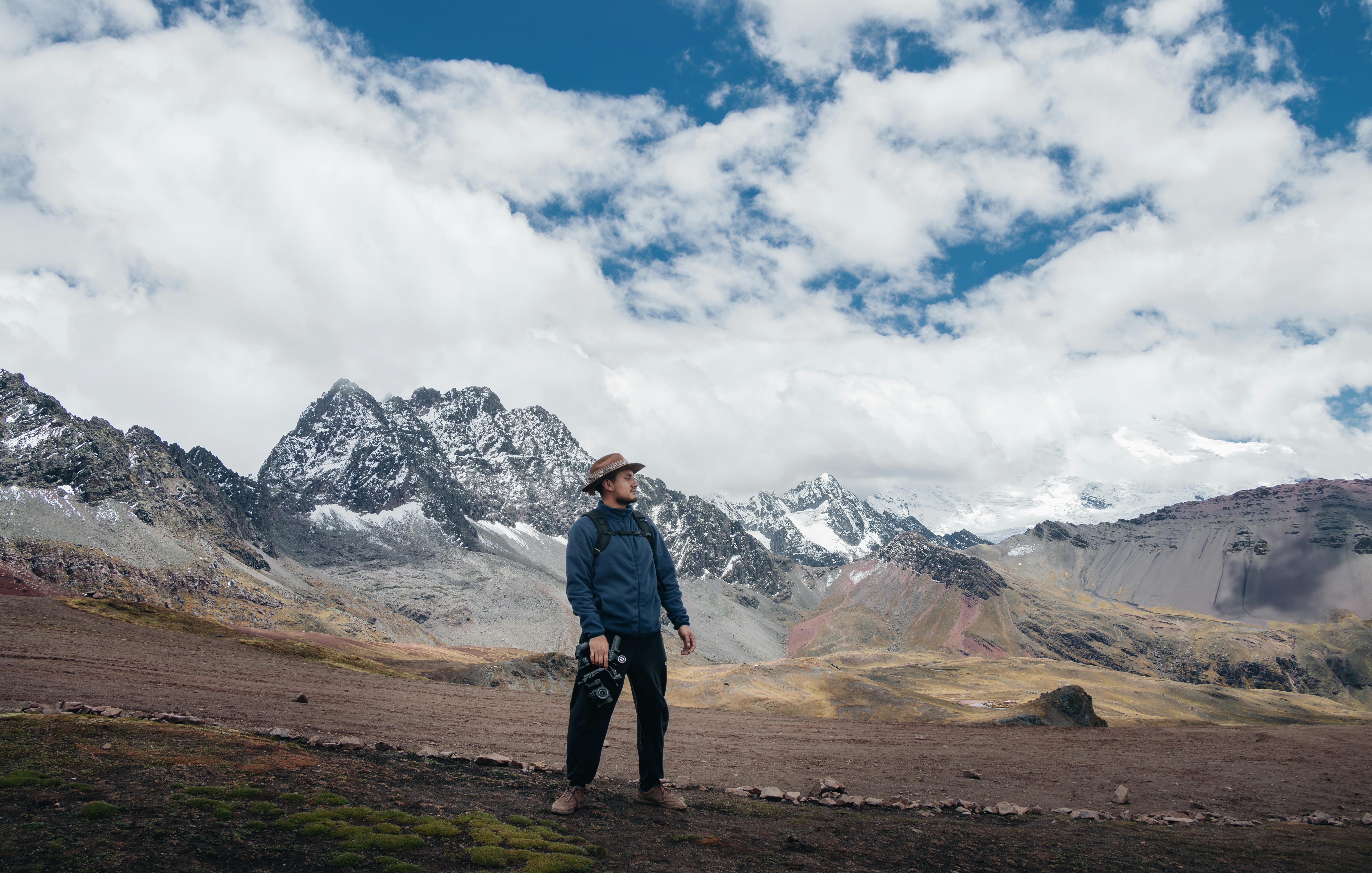 Cotopaxi Evolves Its Travel Gear With A First-Ever Suitcase Line — Photo by Christian Cavero Pacco on Pexels