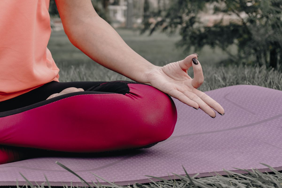Les bienfaits du yoga sur le corps et le mental - 3. Le yoga renforce les muscles et protège les articulations