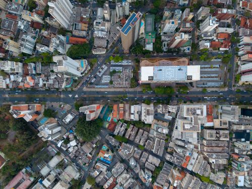 Free A stunning aerial view of Belo Horizonte's urban landscape, showcasing modern architecture and vibrant city life. Stock Photo