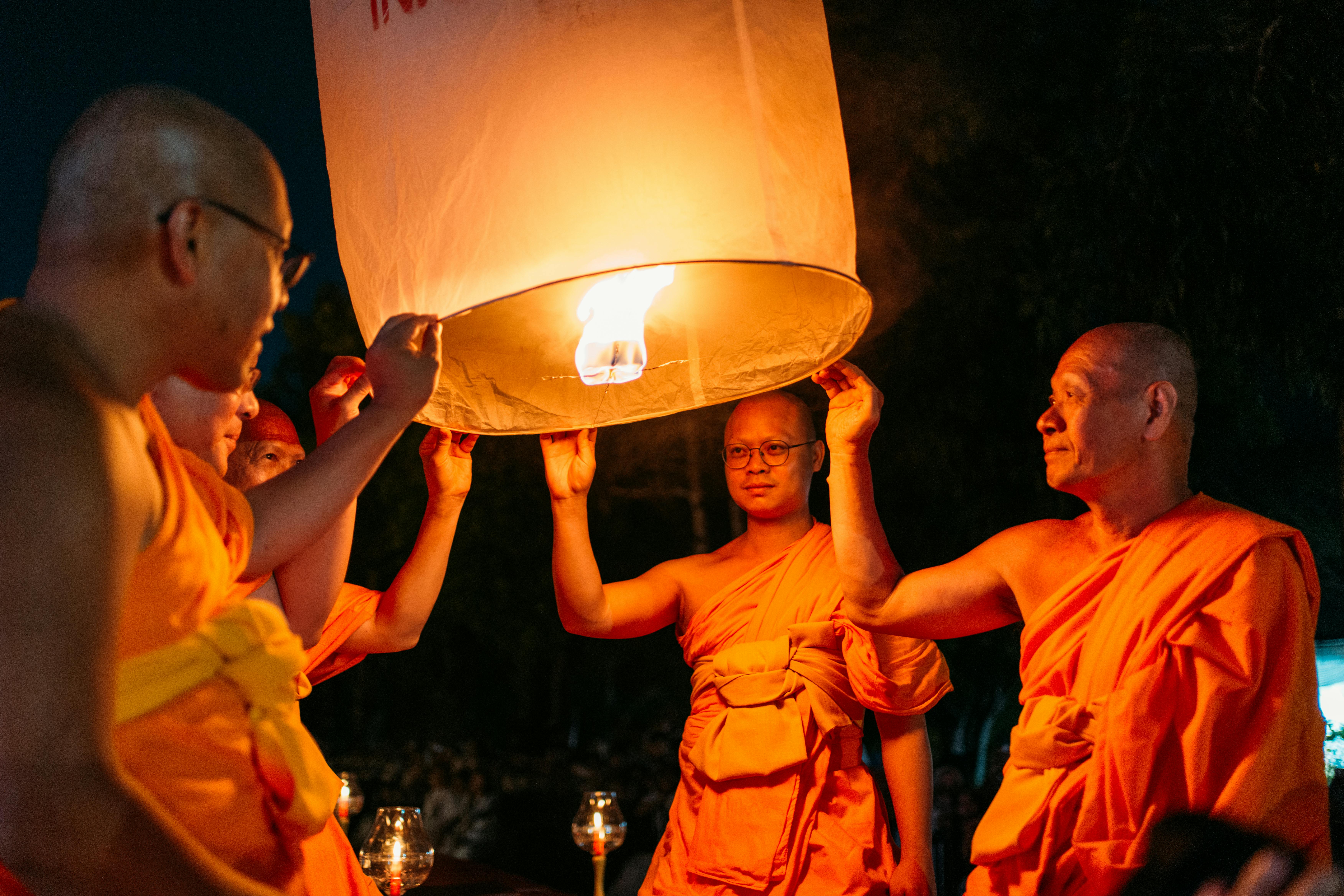 Keberagaman Praktik Buddhisme di Indonesia Masa Kini dan Sejarahnya