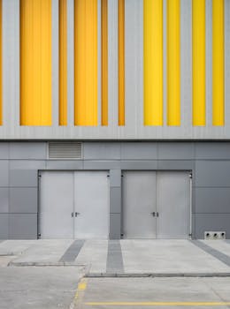 Free stock photo of architecture, building, doors