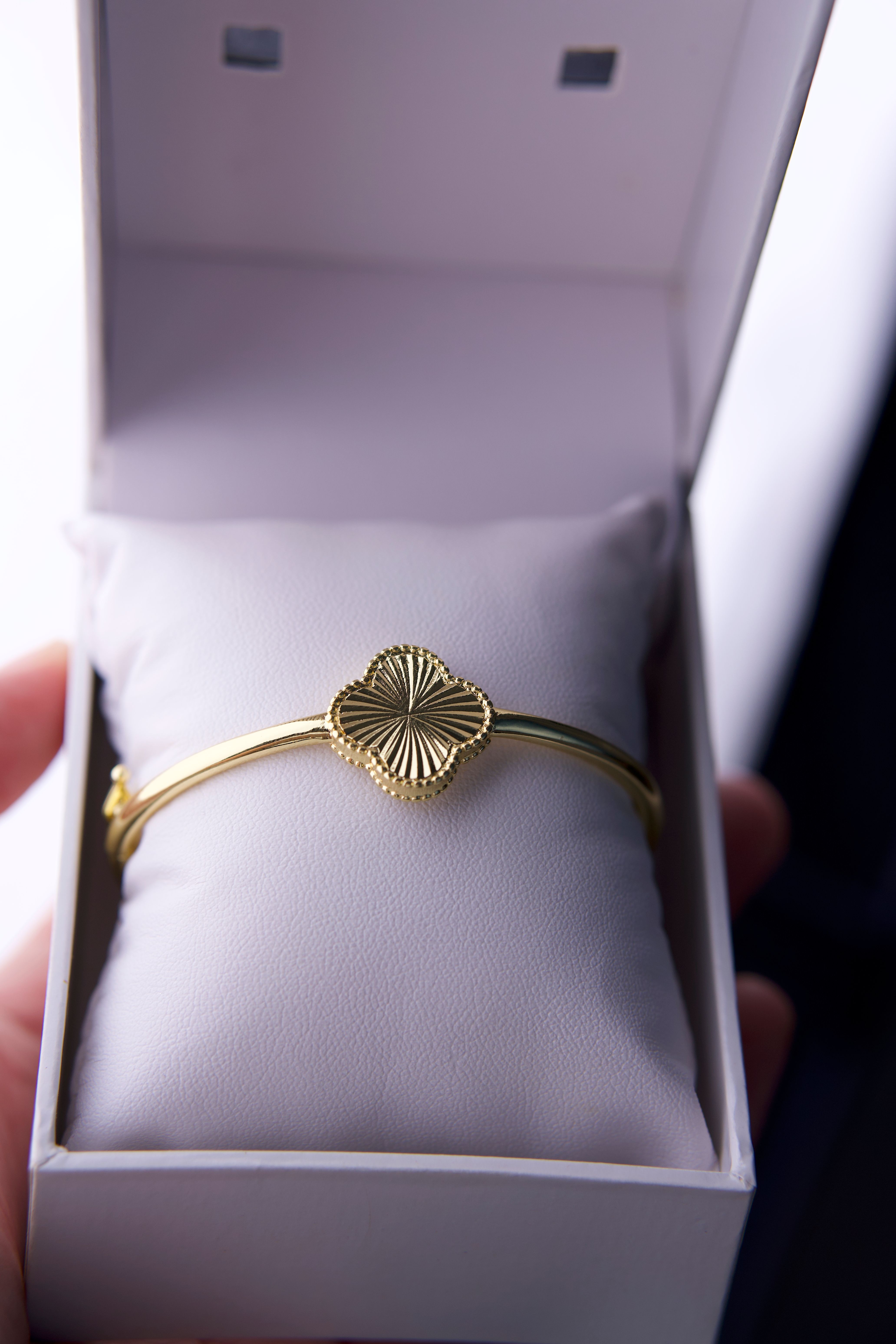 Gold bracelet presented in an elegant gift box