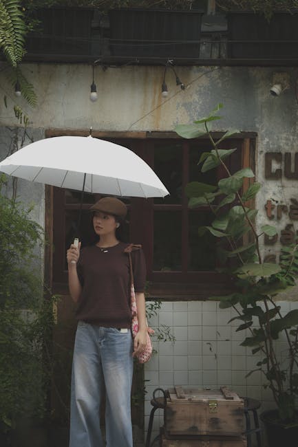 stylish travel fashion gastronomy decor