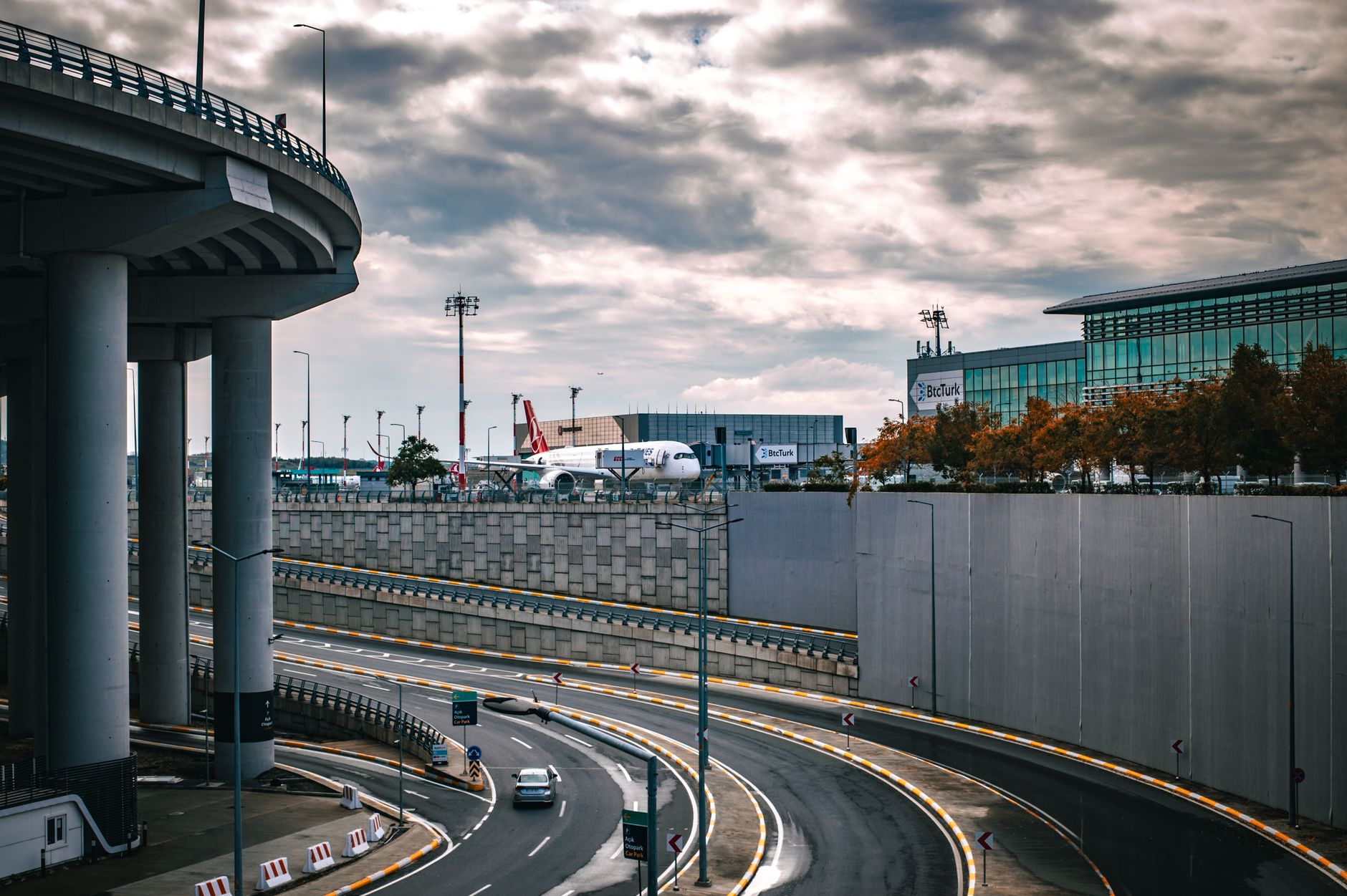 How to Plan a Stopover Trip Without Turning It Into a Rushed Mess