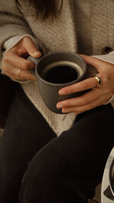 Warm and inviting coffee scene captured in Bursa, Türkiye. Perfect for a cozy autumn day indoors.