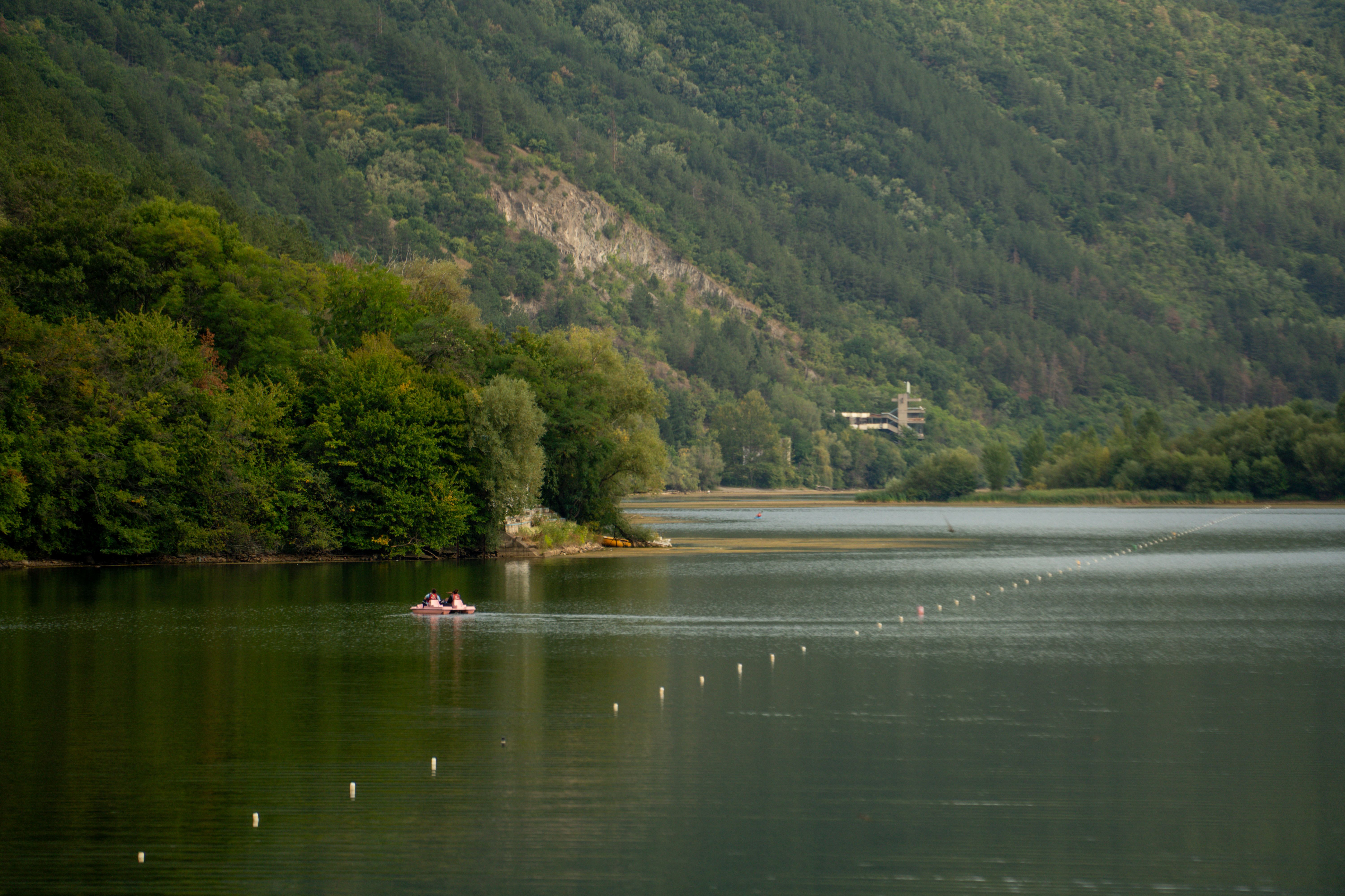 Ariana Lake and the boating pier