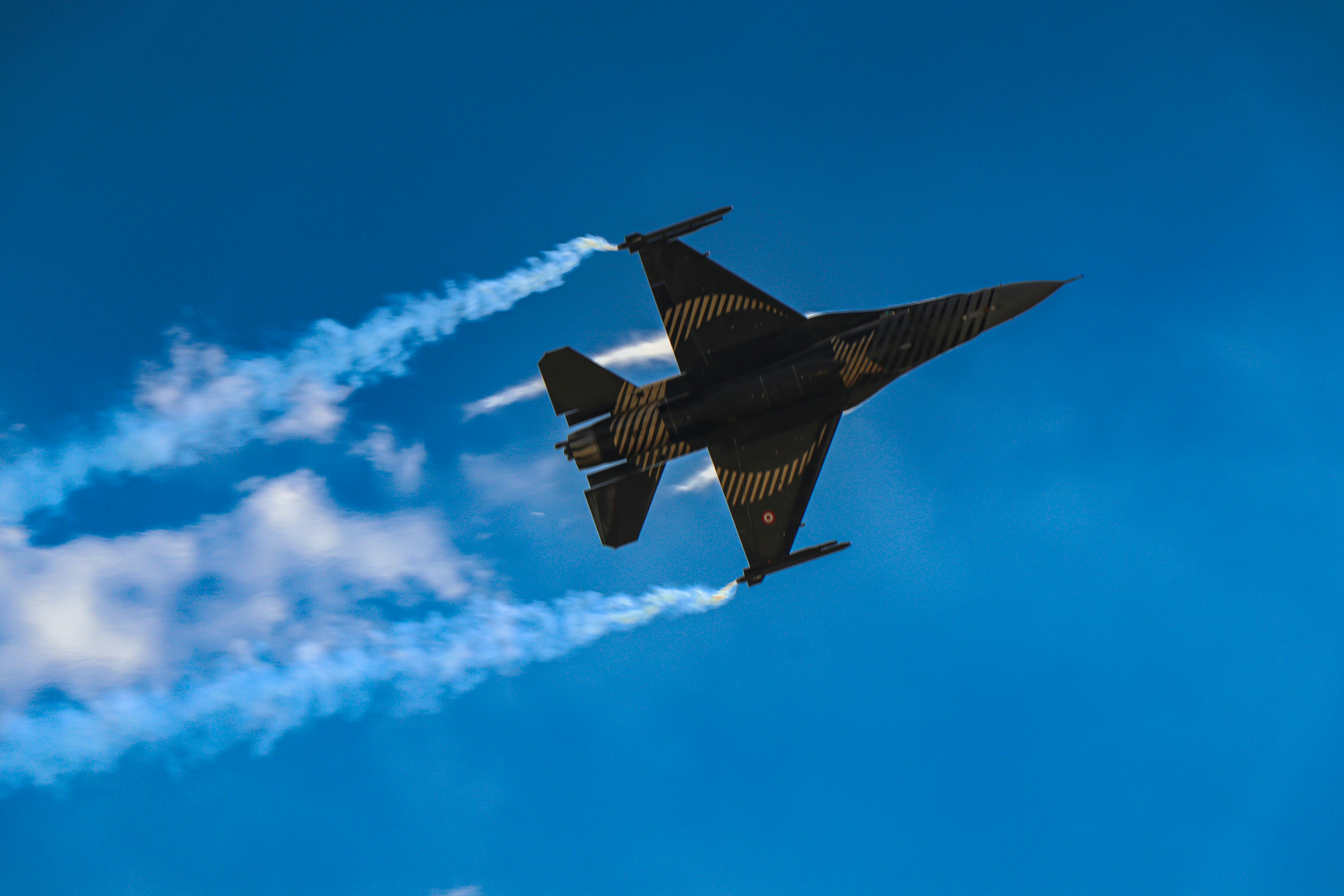 科技倫理警鐘響起！蘋果創辦人與哈利王子聯署呼籲禁止超級智慧AI