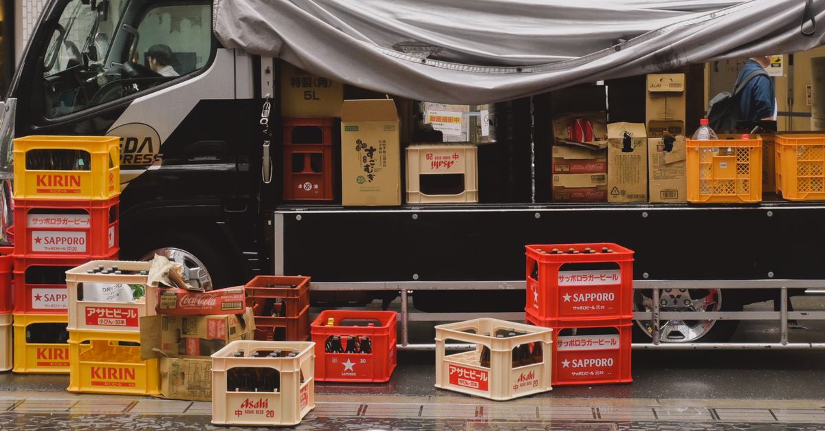 Glass Box Trucks Agency brand experience example for top brands — experiential marketing | XM Marketing image
