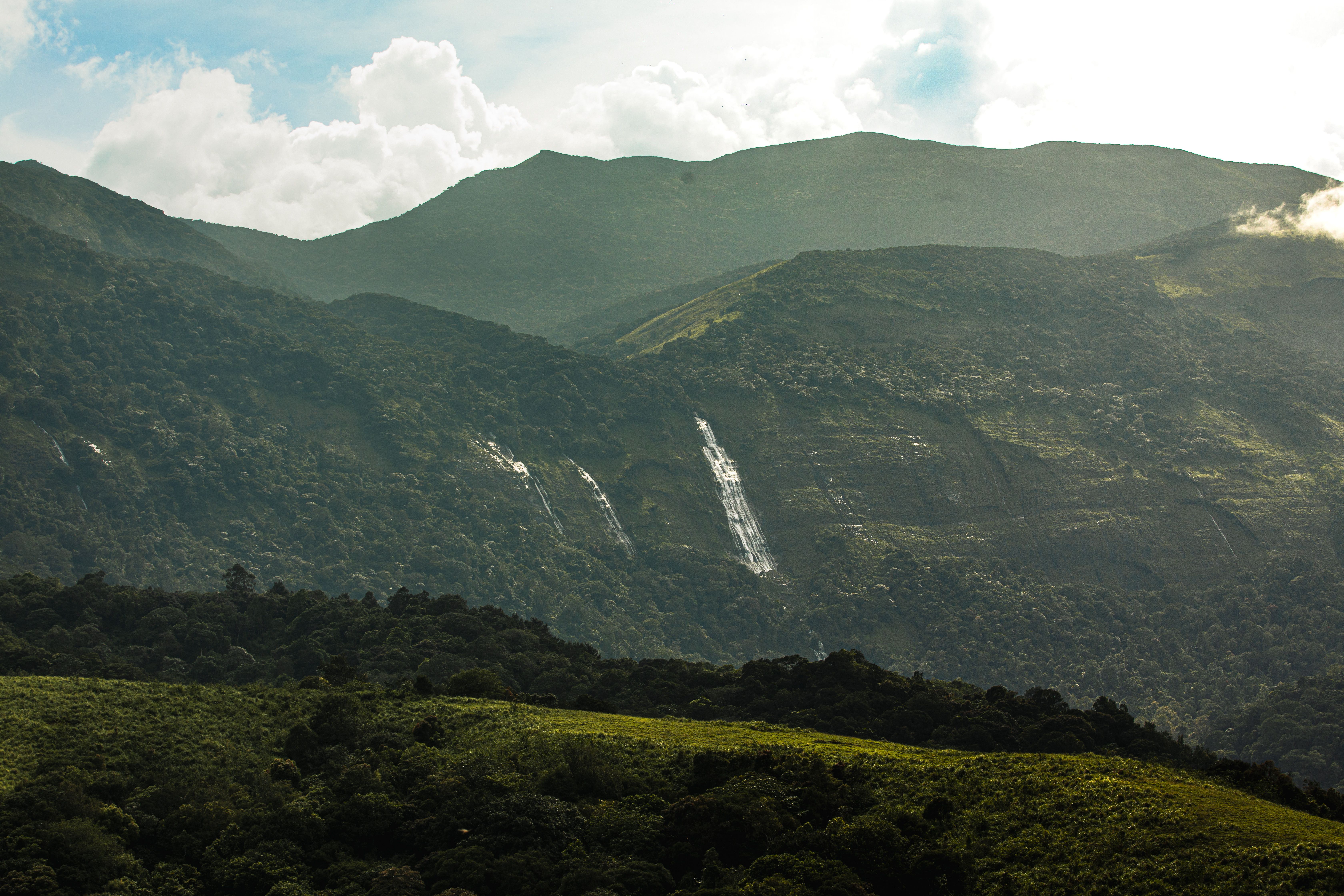 How to Reach Chikmagalur from Bangalore: Routes, Transport & Travel Time