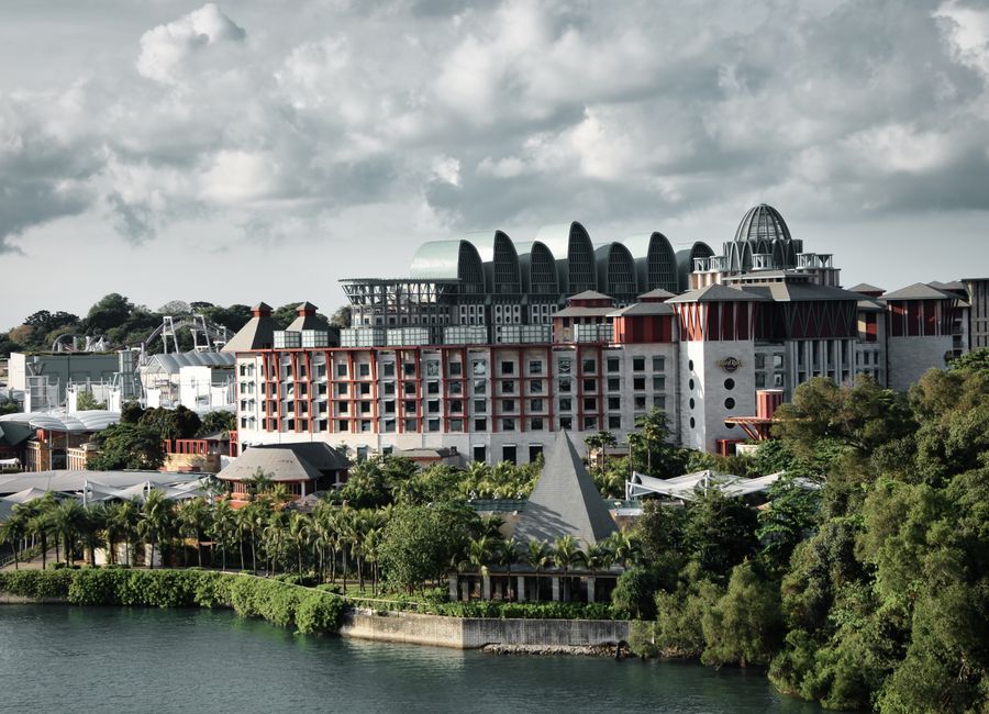 Sentosa, Singapore — sights worth exploring · stay connected with a Sentosa eSIM from My Holiday SIM