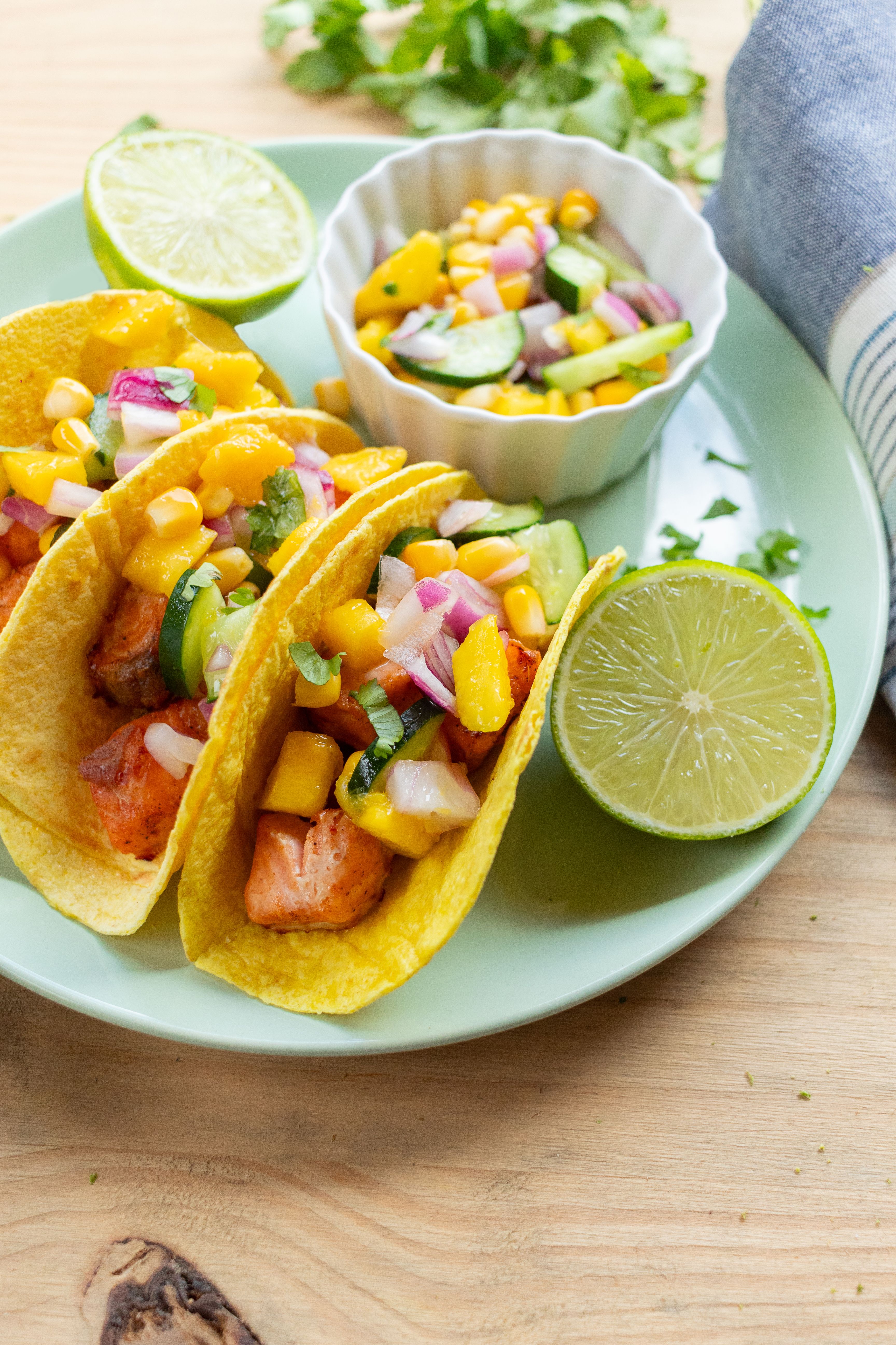 Healthy Fish Tacos With Mango Salsa