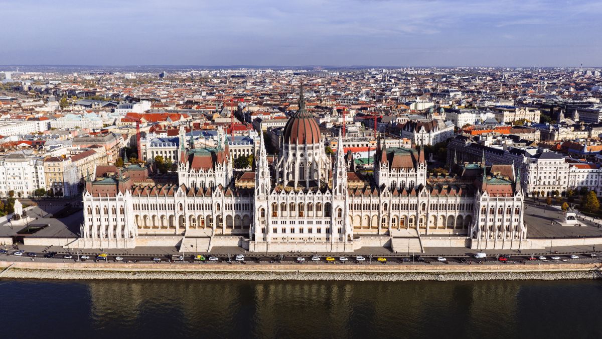 Ungaria la urne: Orbán riscă să piardă puterea după 16 ani