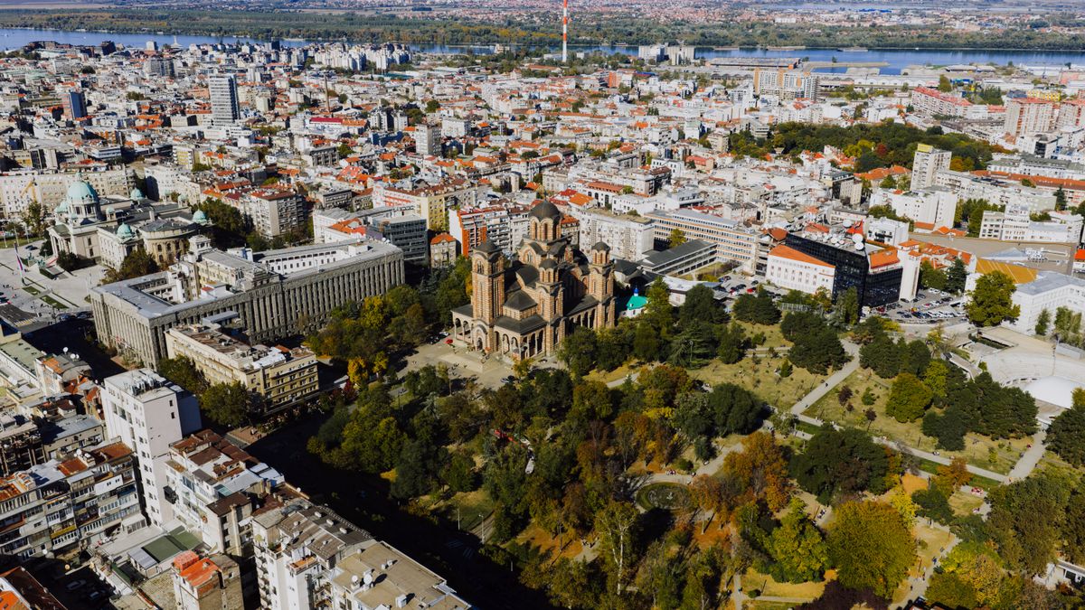 Belgrad - biserica Sfântul Marcu și cartierul din jur, vedere de sus