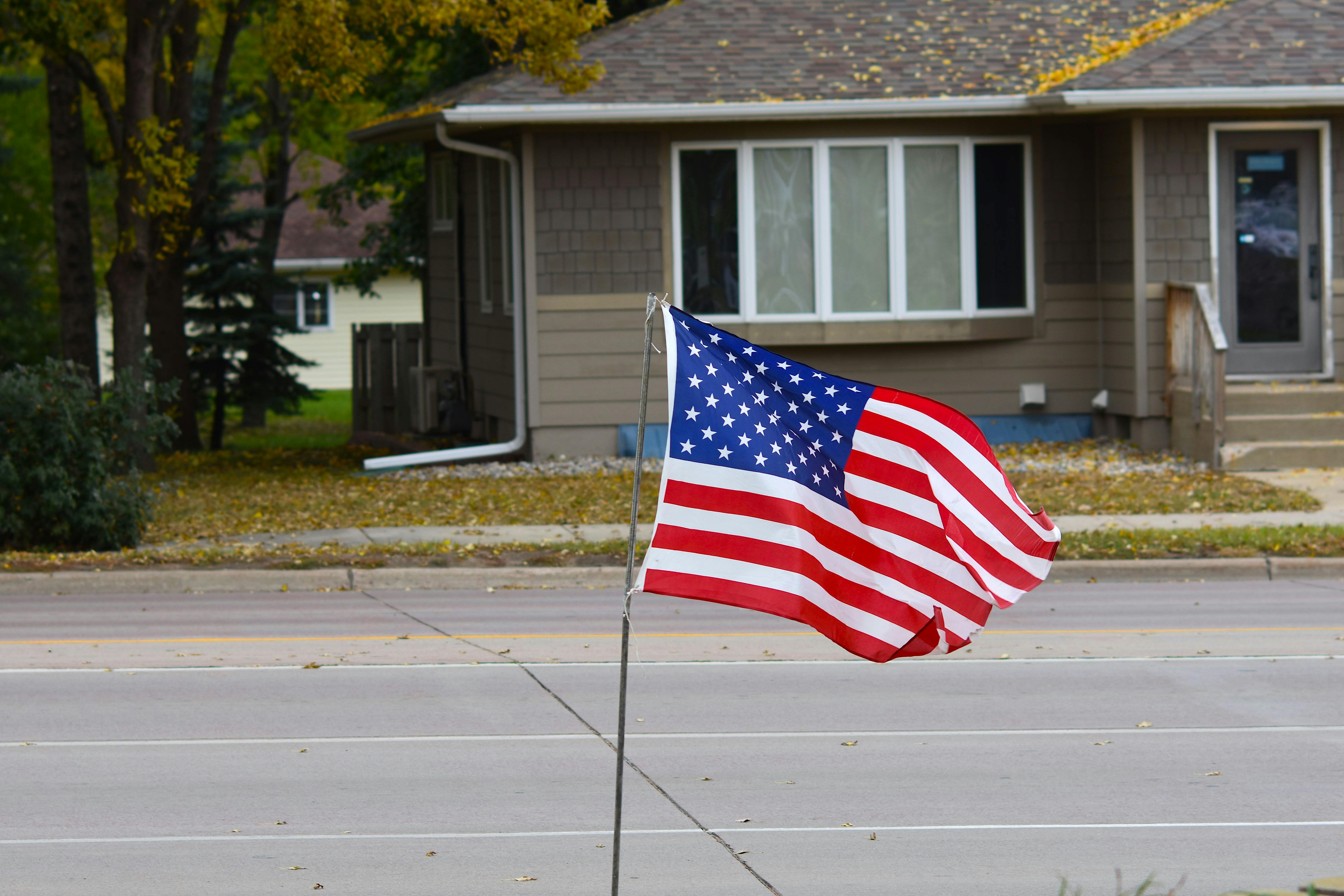 國際：美國制裁下 哥倫比亞總統堅定表態絕不屈服