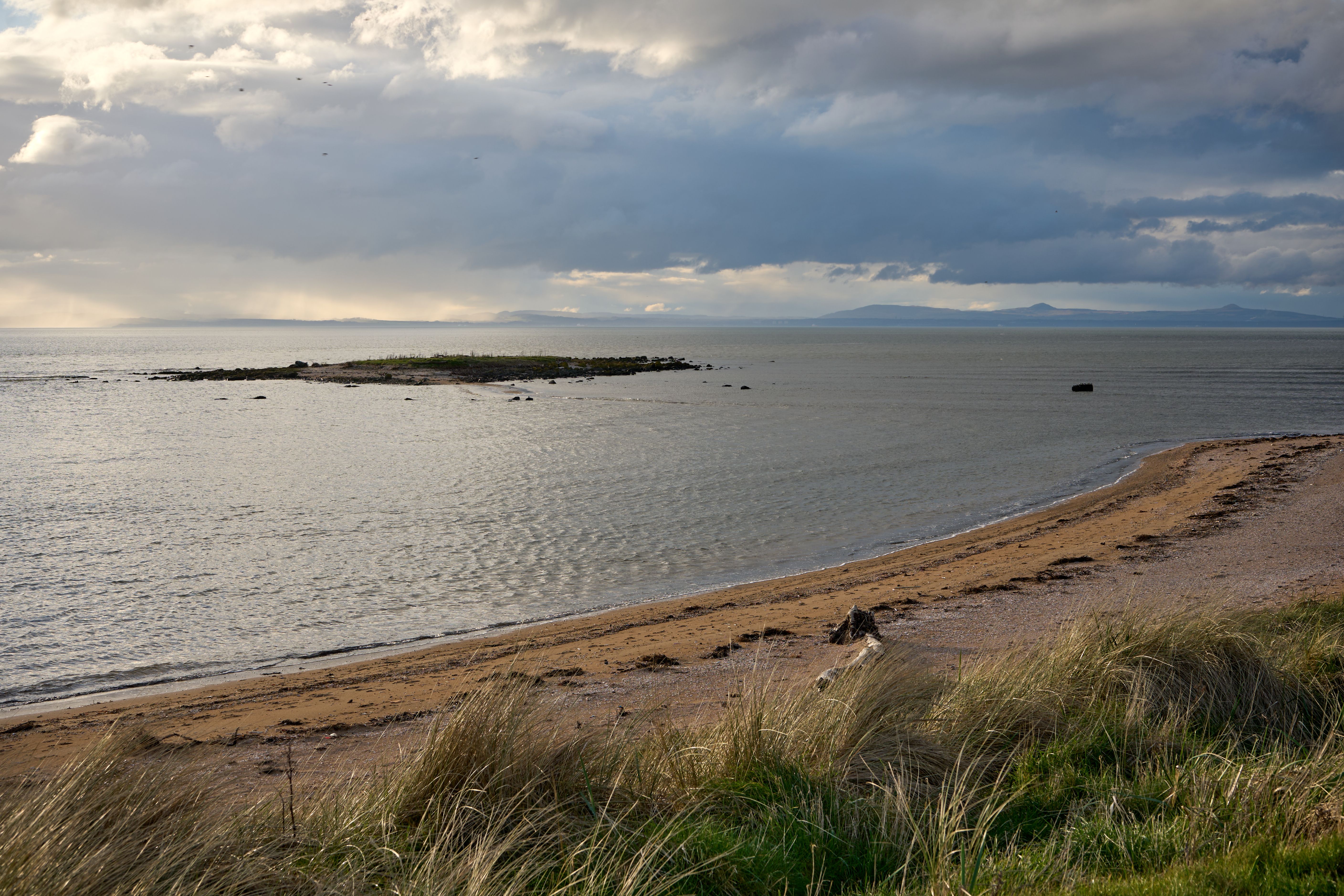 Serene Spring Beachscape at Gosford Bay, Scotland · Free Stock Photo