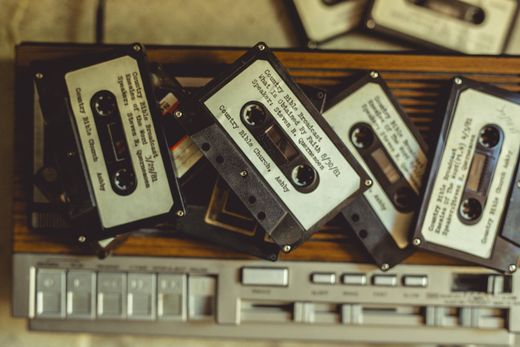 Cassette deck and tapes — Steph Quernemoen on Pexels