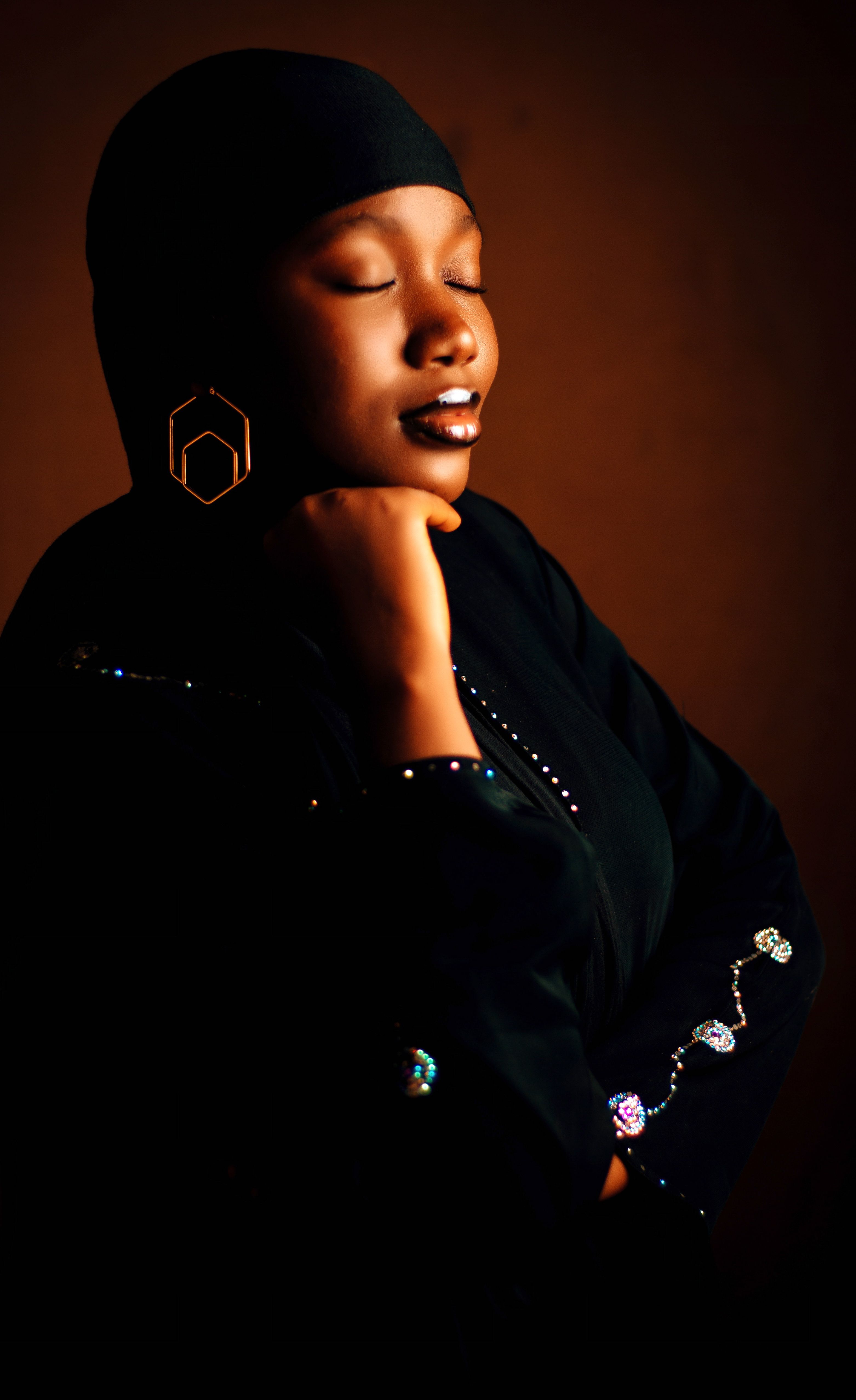 Elegant Portrait of a Smiling Woman in Hijab · Free Stock Photo