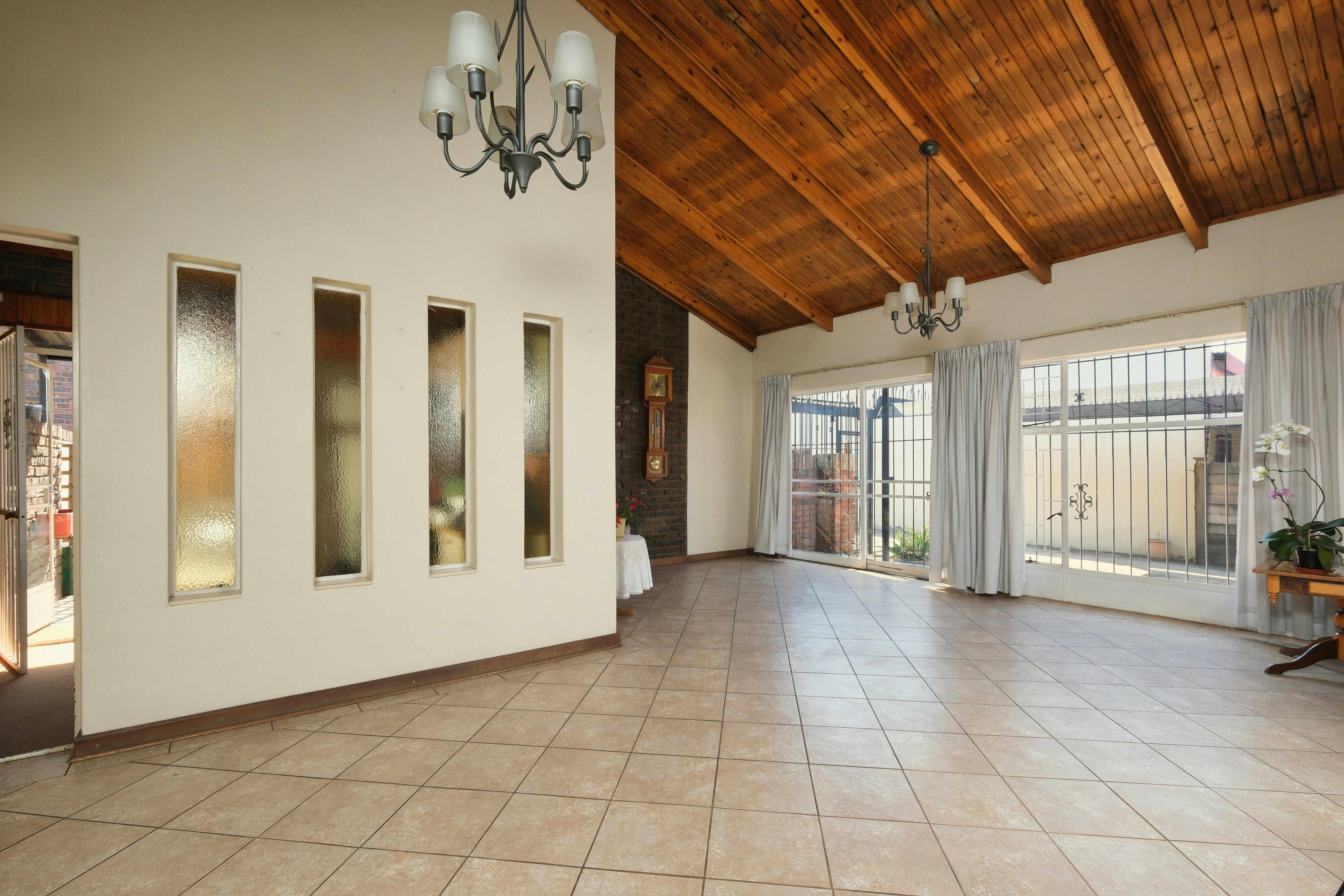 財經：差估署9月租金指數月增0.2% 創逾六年新高