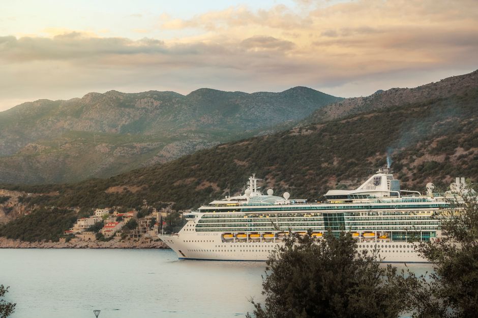 Experience Ultimate Luxury on a Mediterranean Cruise