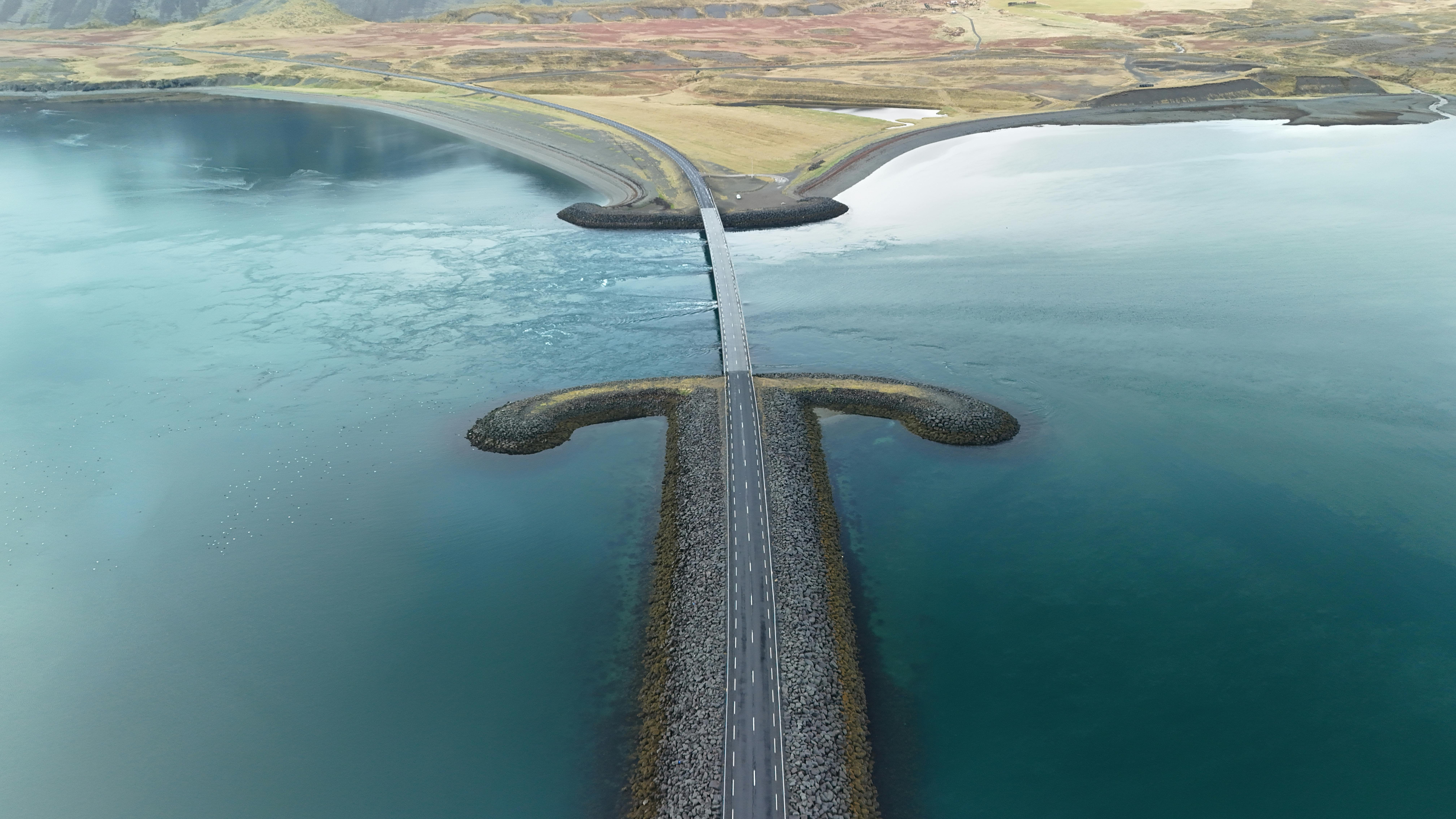 國際：臺東環保局潛入金樽海域淨海 清出388公斤海廢保護藍海