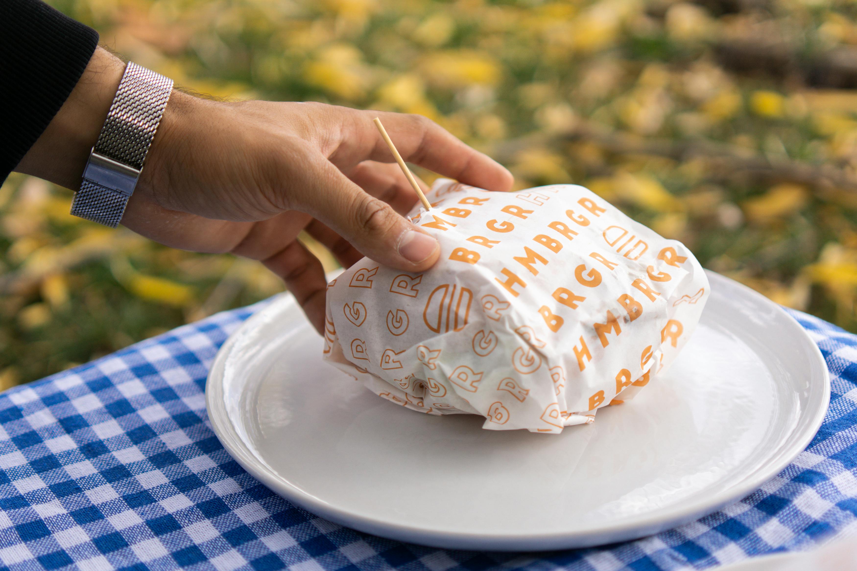 國際：黃金熱潮引爆招聘戰 避險基金與貿易商爭搶交易高手