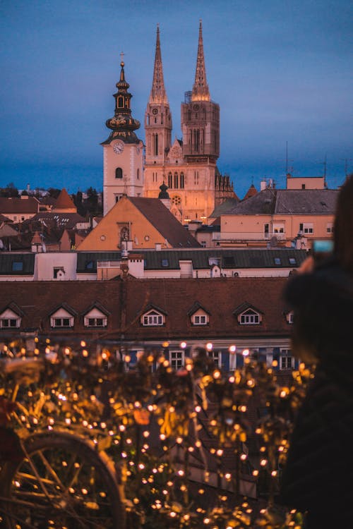 Gratis arkivbilde med advent, by, kirke