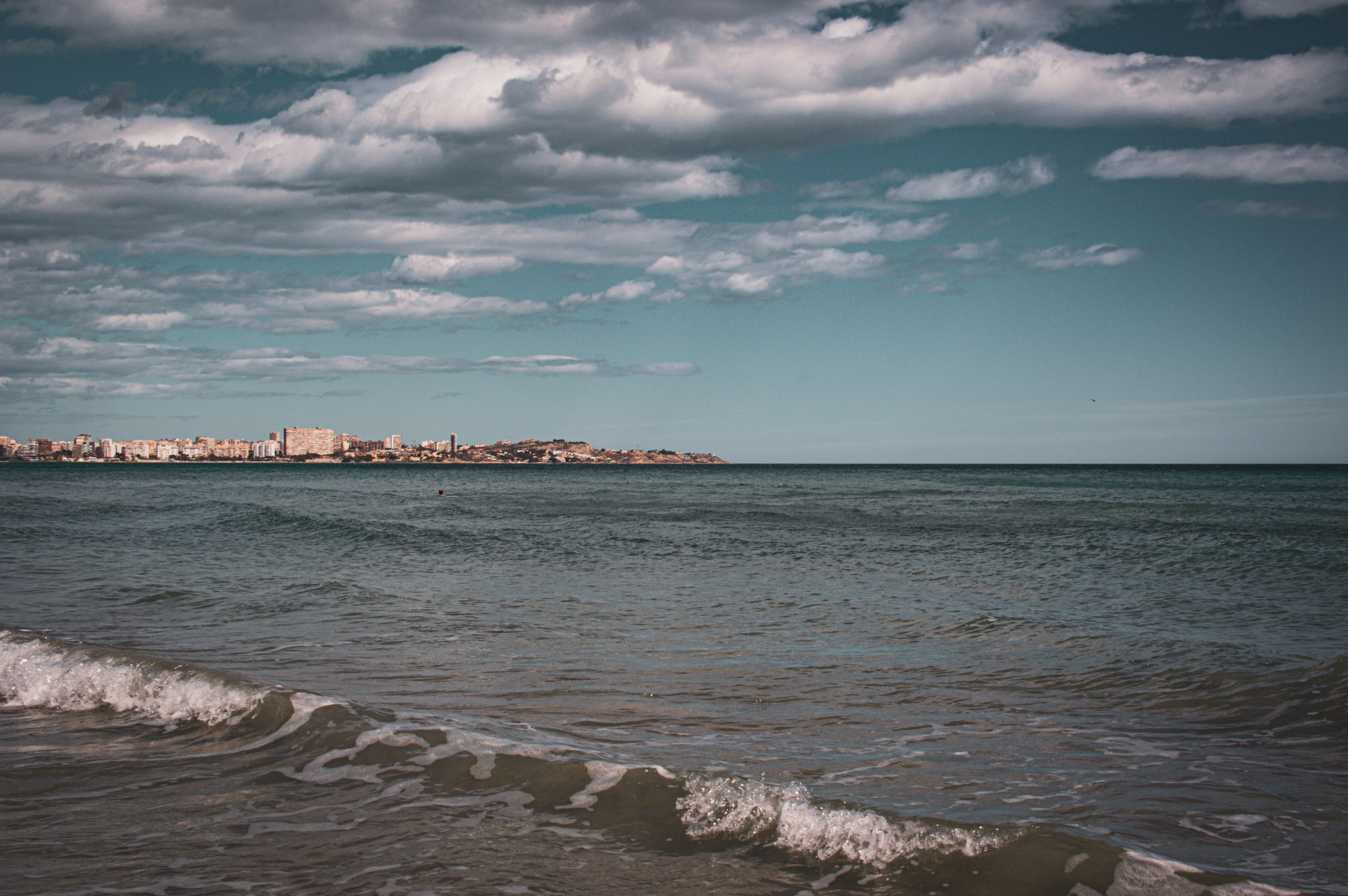 Wonen in Alicante-stad: kosten en voordelen op een rij