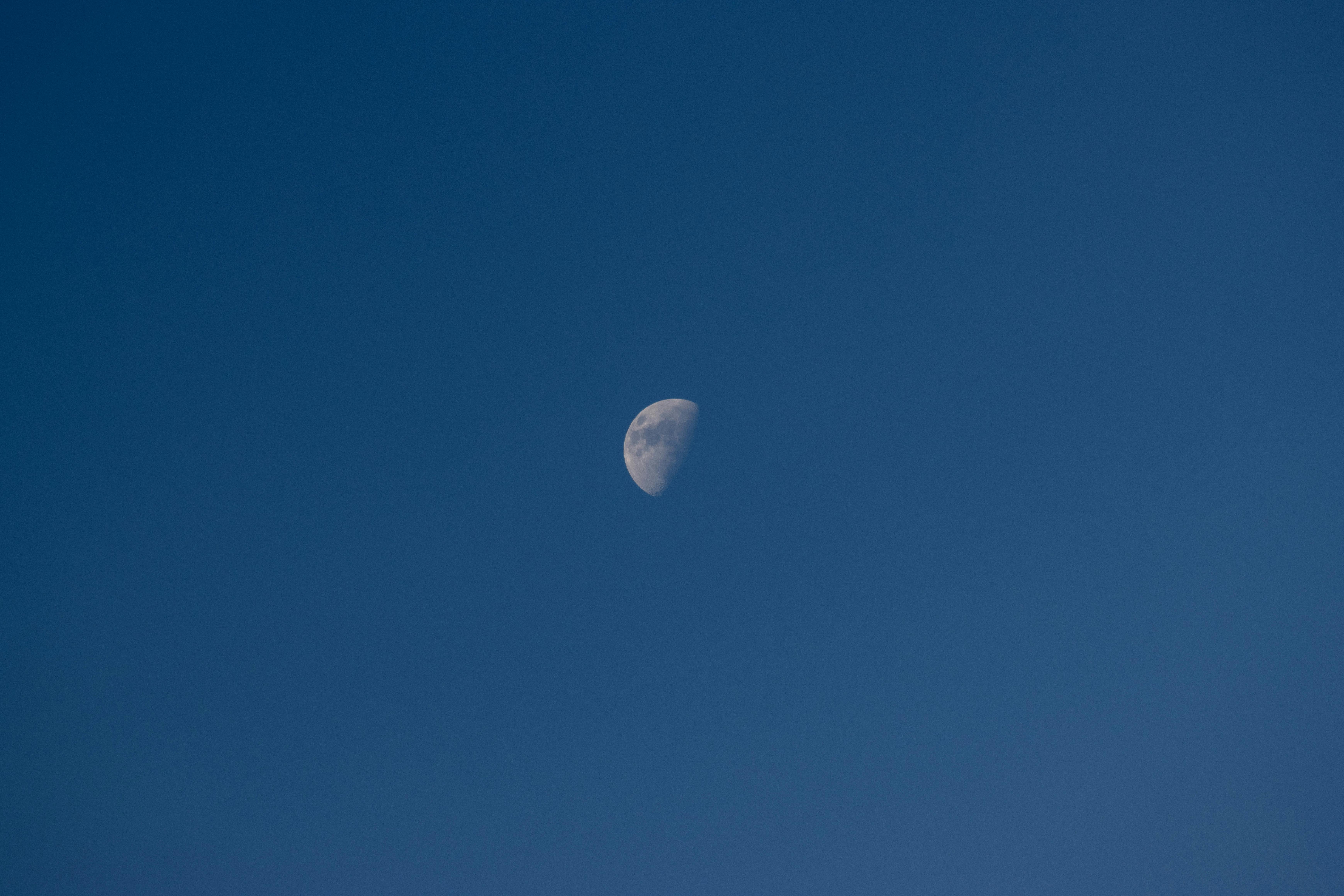 Data și ora când va fi cea mai strălucitoare pe cer