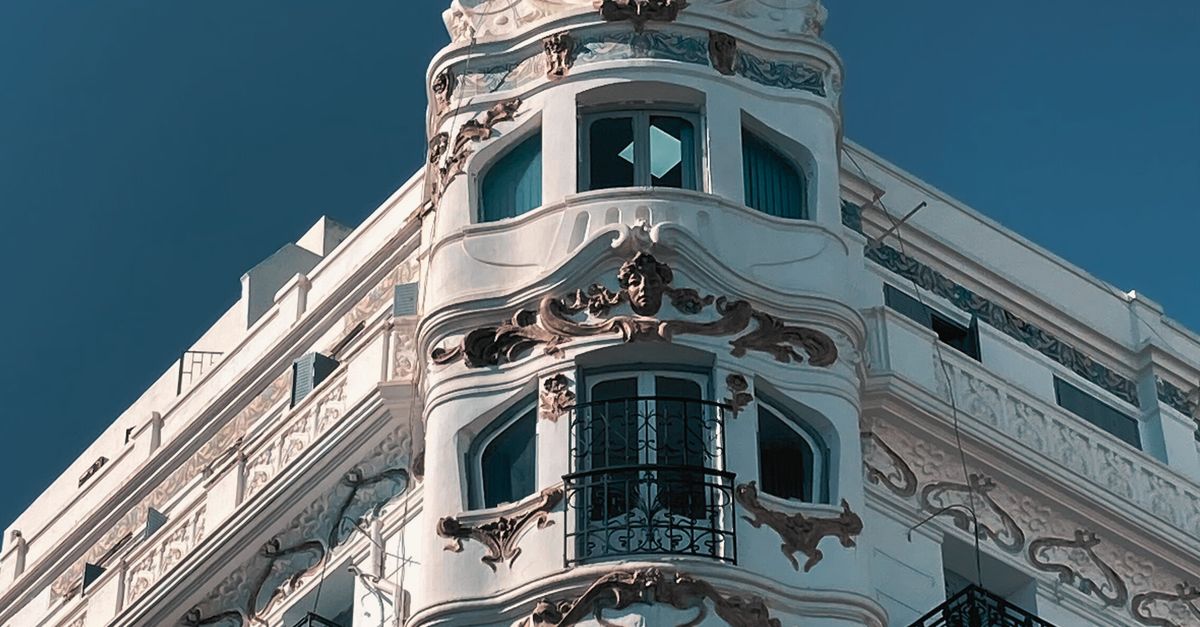 The architectural innovations that defined Gothic cityscapes The architectural innovations that defined Gothic cityscapes