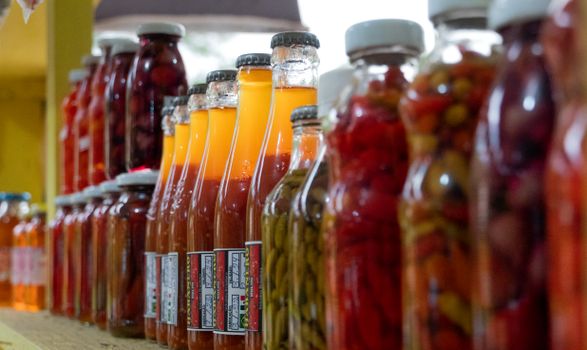 Condiments & Oils