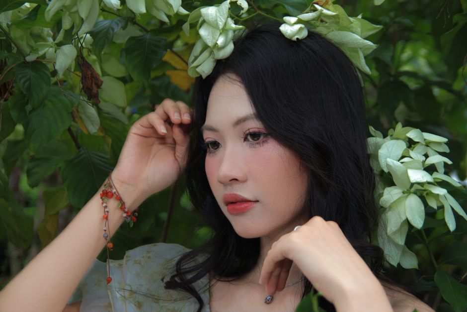 Trang Điểm Cho Da Dầu Không Bị Trôi Người 40+ Hà Nội