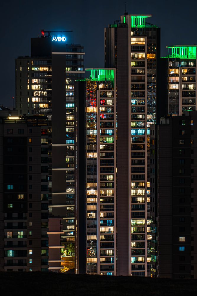 Building Night View Photos, Download The BEST Free Building Night View ...