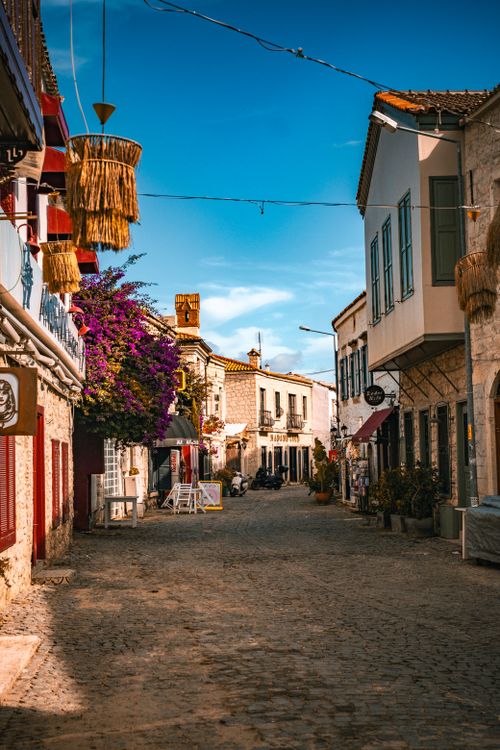 Free Explore the quaint cobblestone streets and vibrant architecture of Alaçatı, İzmir. Stock Photo