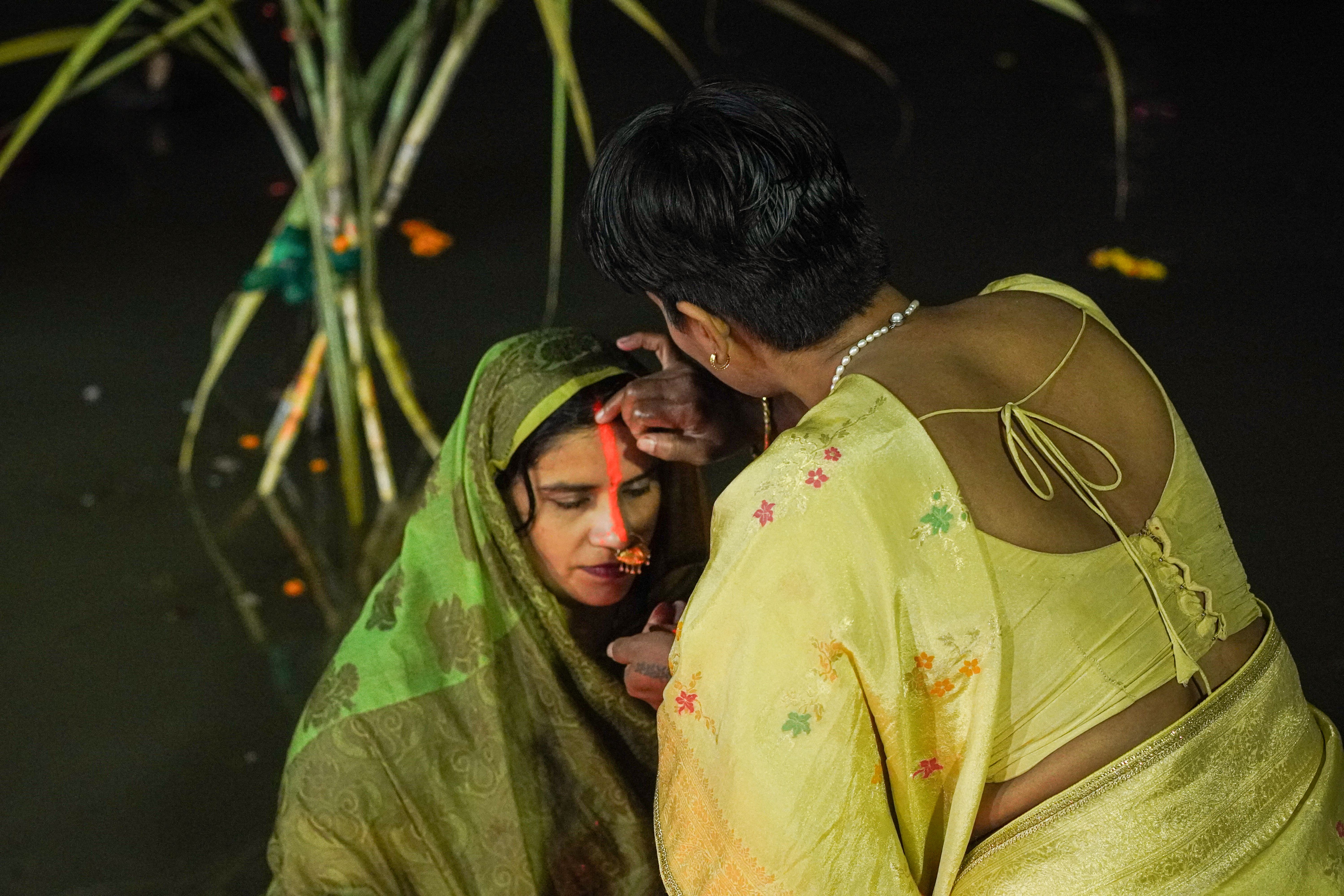 Featured image for the article: Delhi plans more than 1,400 Chhath ghats; public holiday set for November 16