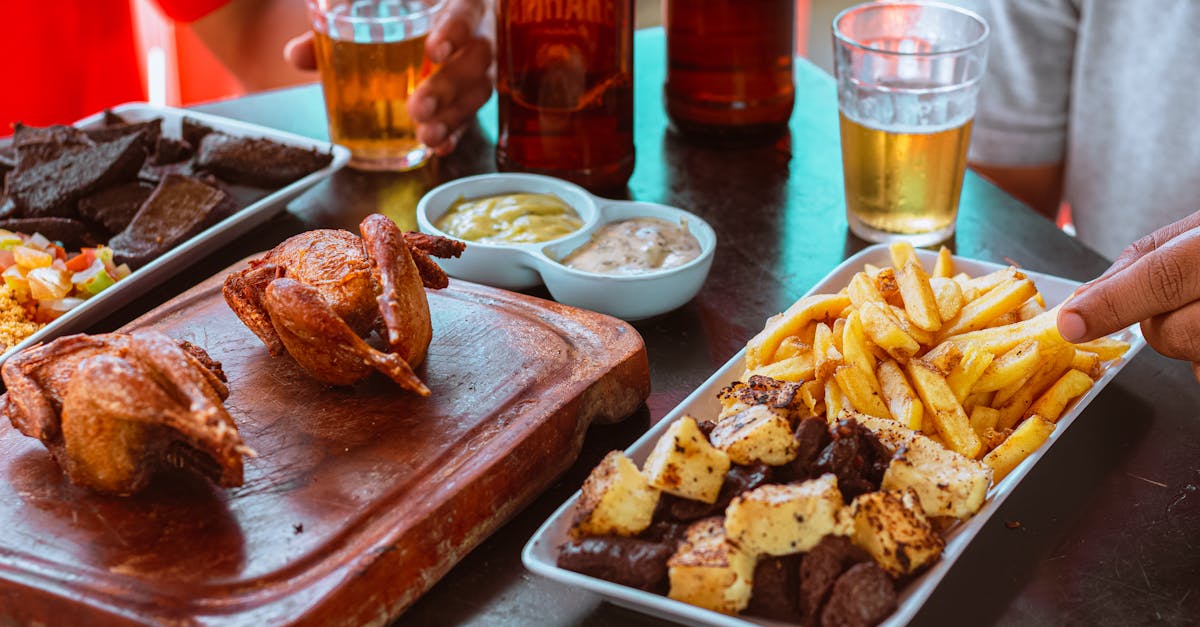 財經:黃仁勳南韓行:與三星、現代會長共飲啤酒吃炸雞,展開戰略