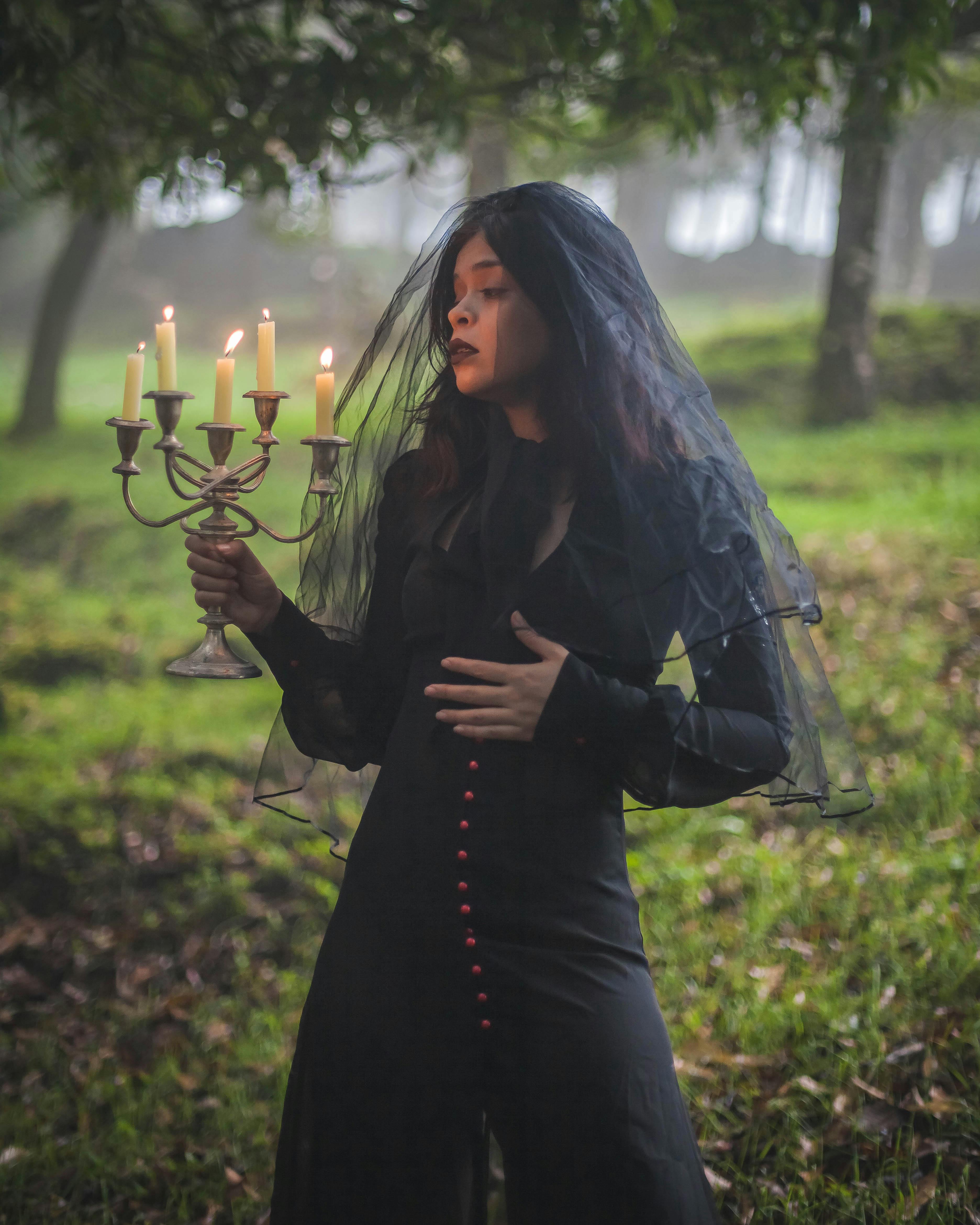 hoț sau vrăjitoare?