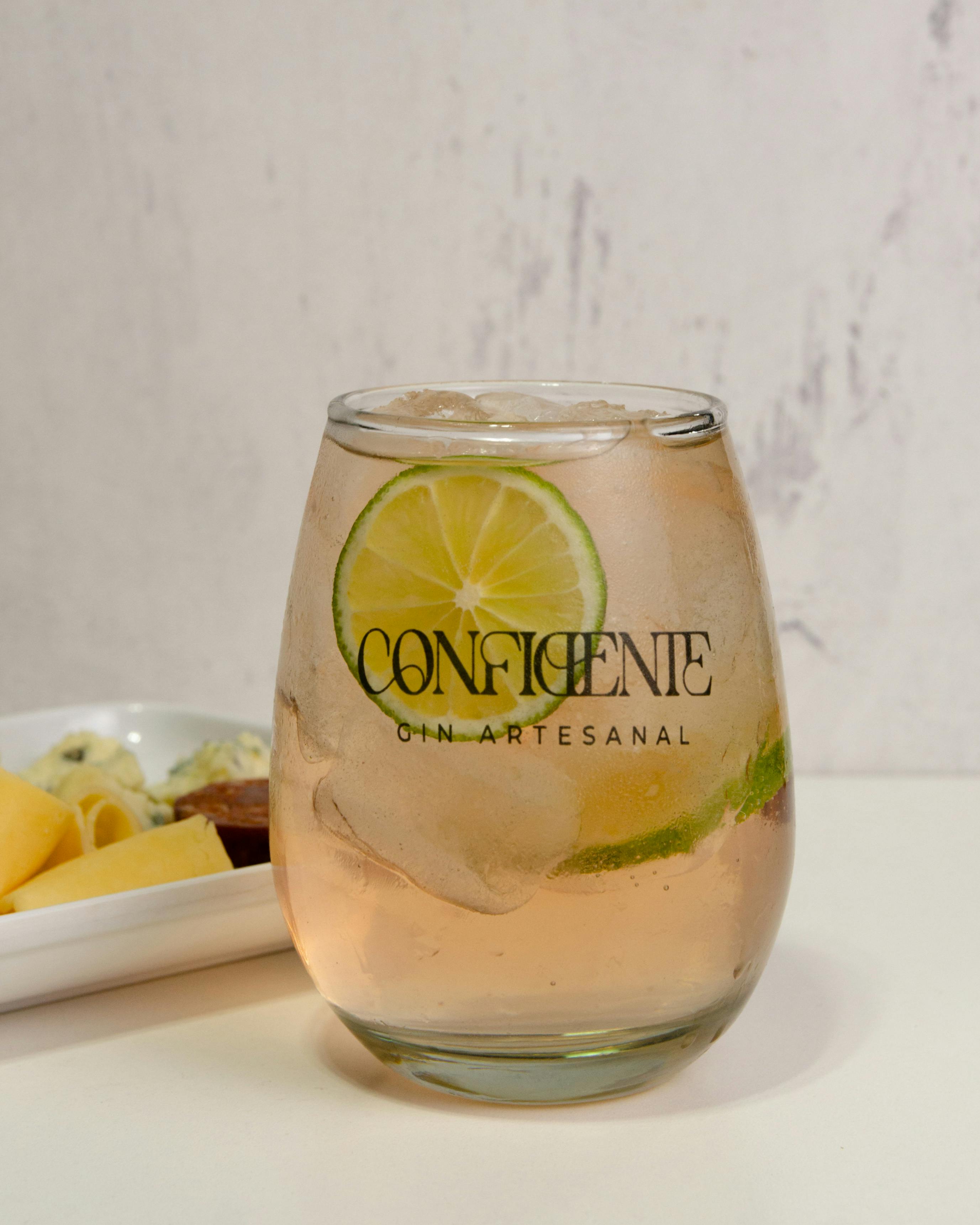 gin and food pairing with entertainment