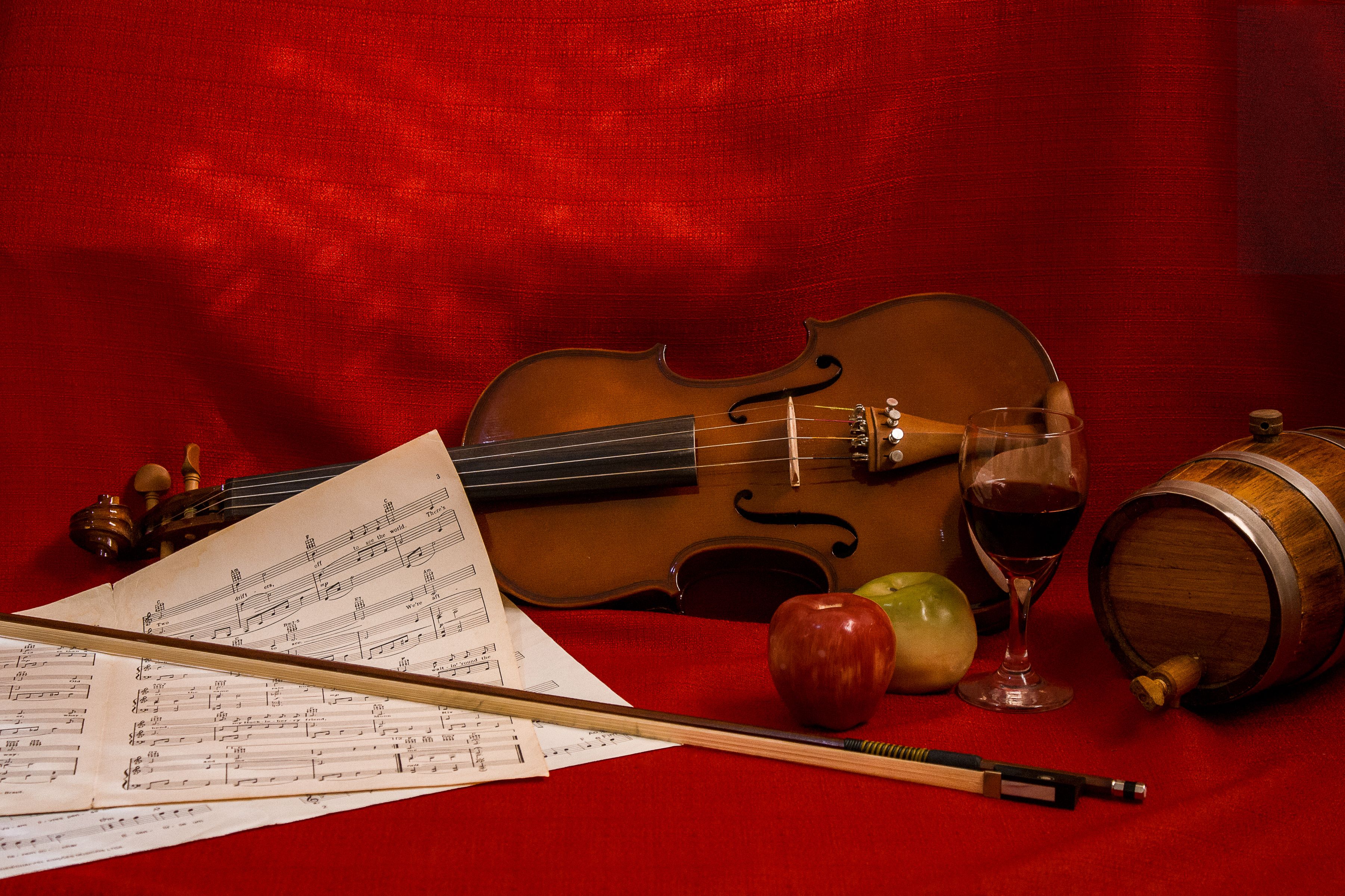 Visions: Classic cuts and new music discovery — Photo by Bianca Salgado on Pexels