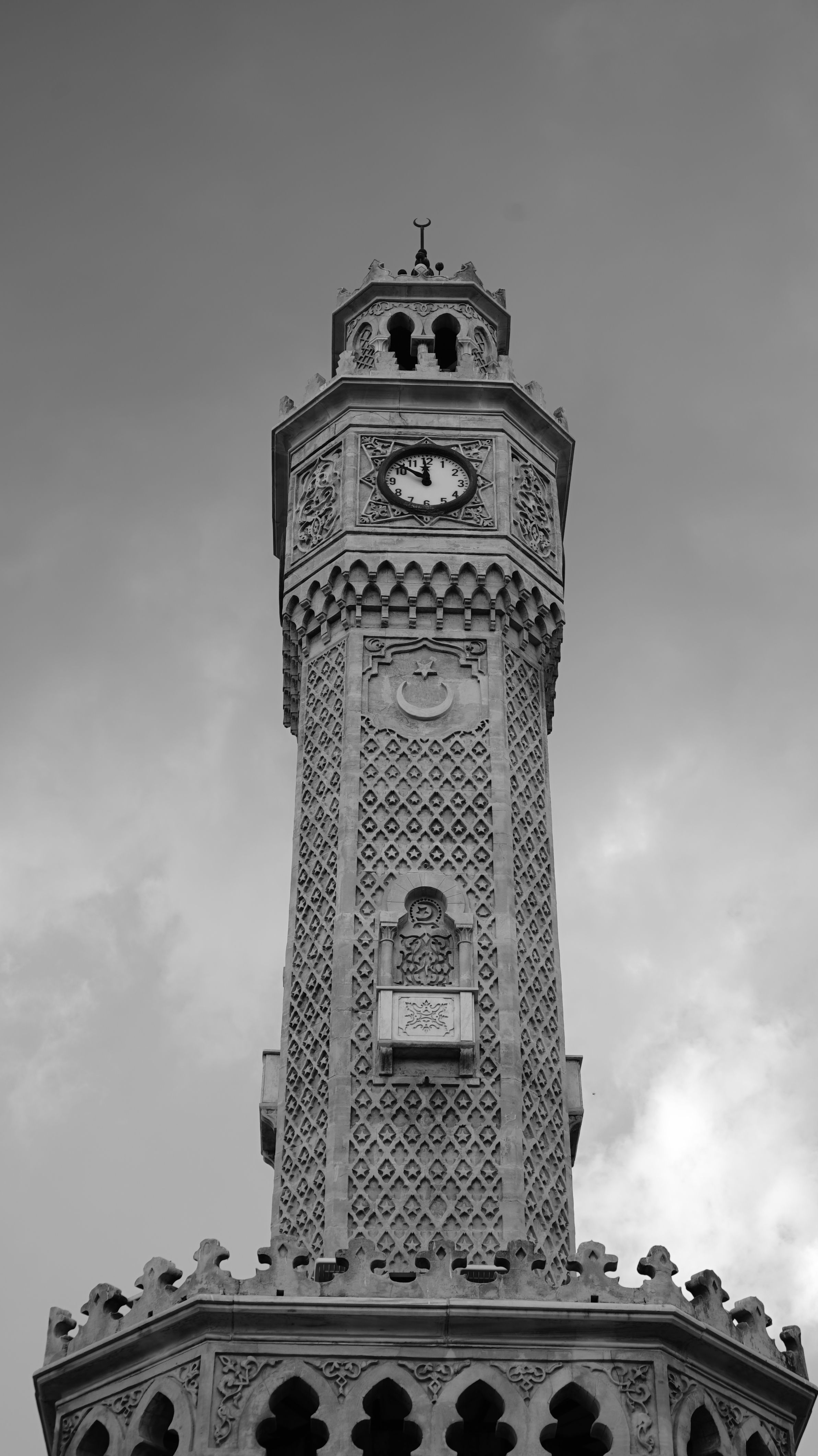 Historic Clock Tower against Cloudy Sky · Free Stock Photo