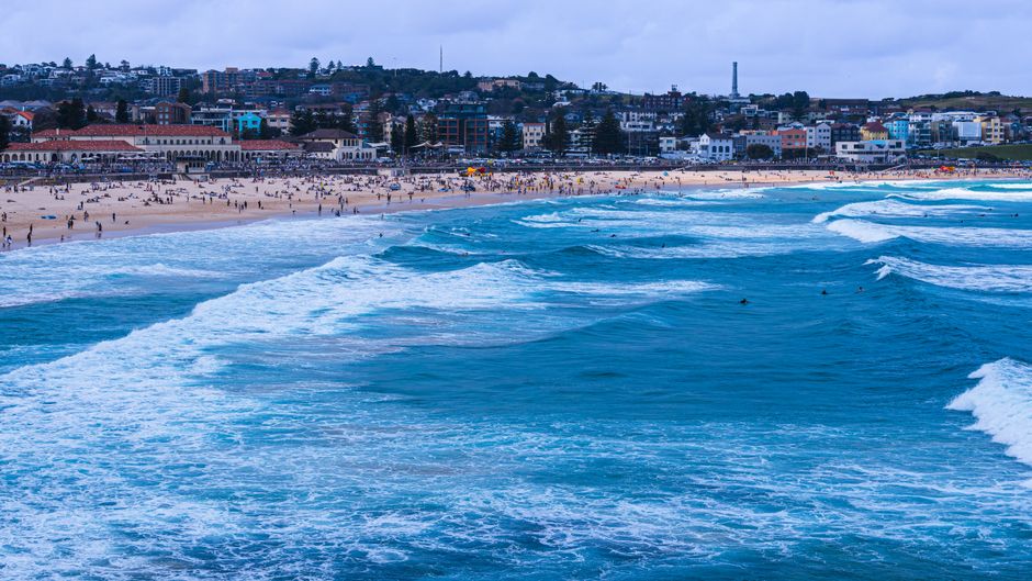 Canada Watches as Australia's Bondi Beach Inquiry Urges Gun Reform