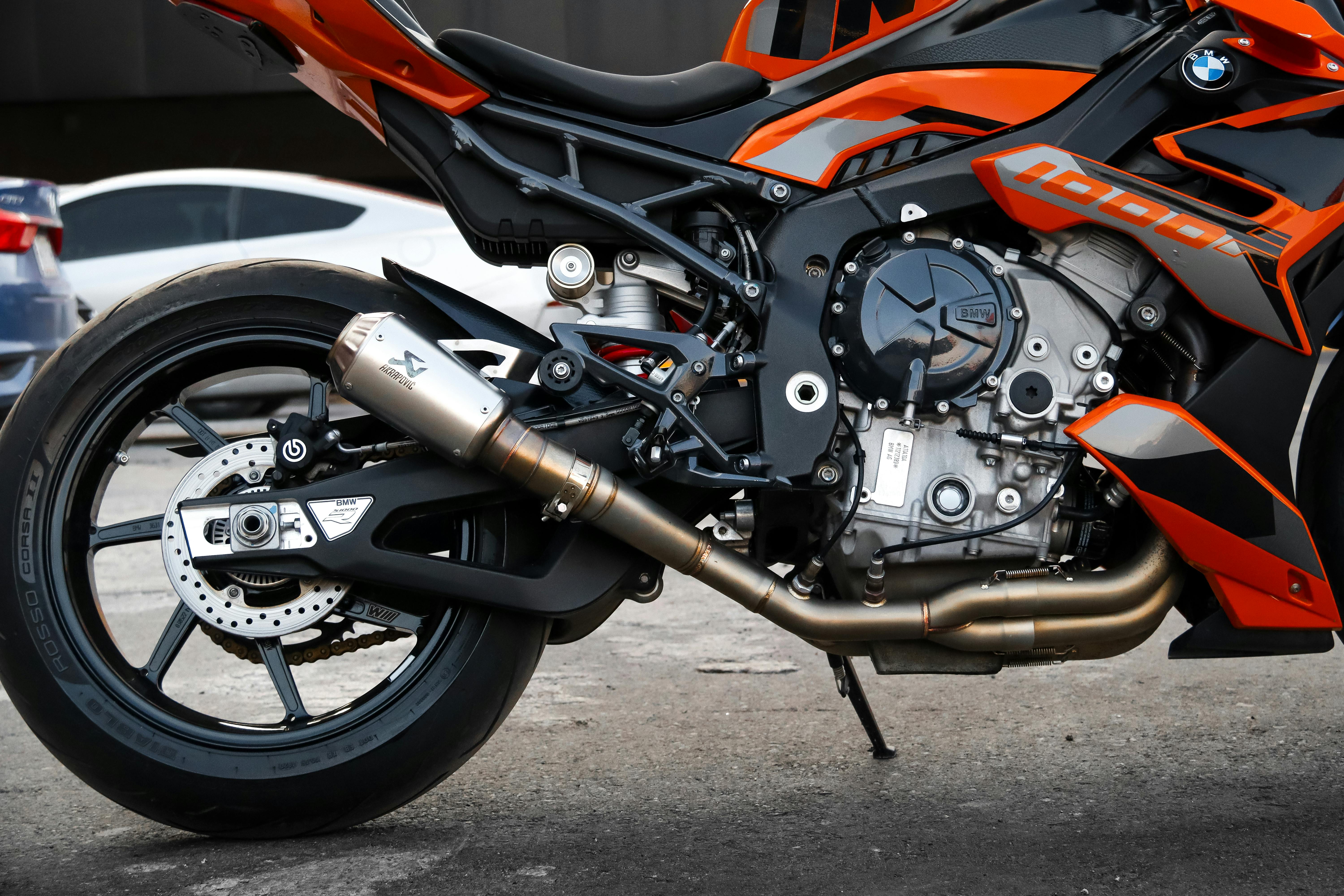 motorcycles & powersports s.r.o motorcycle powersports show — Photo by photopach mx on Pexels